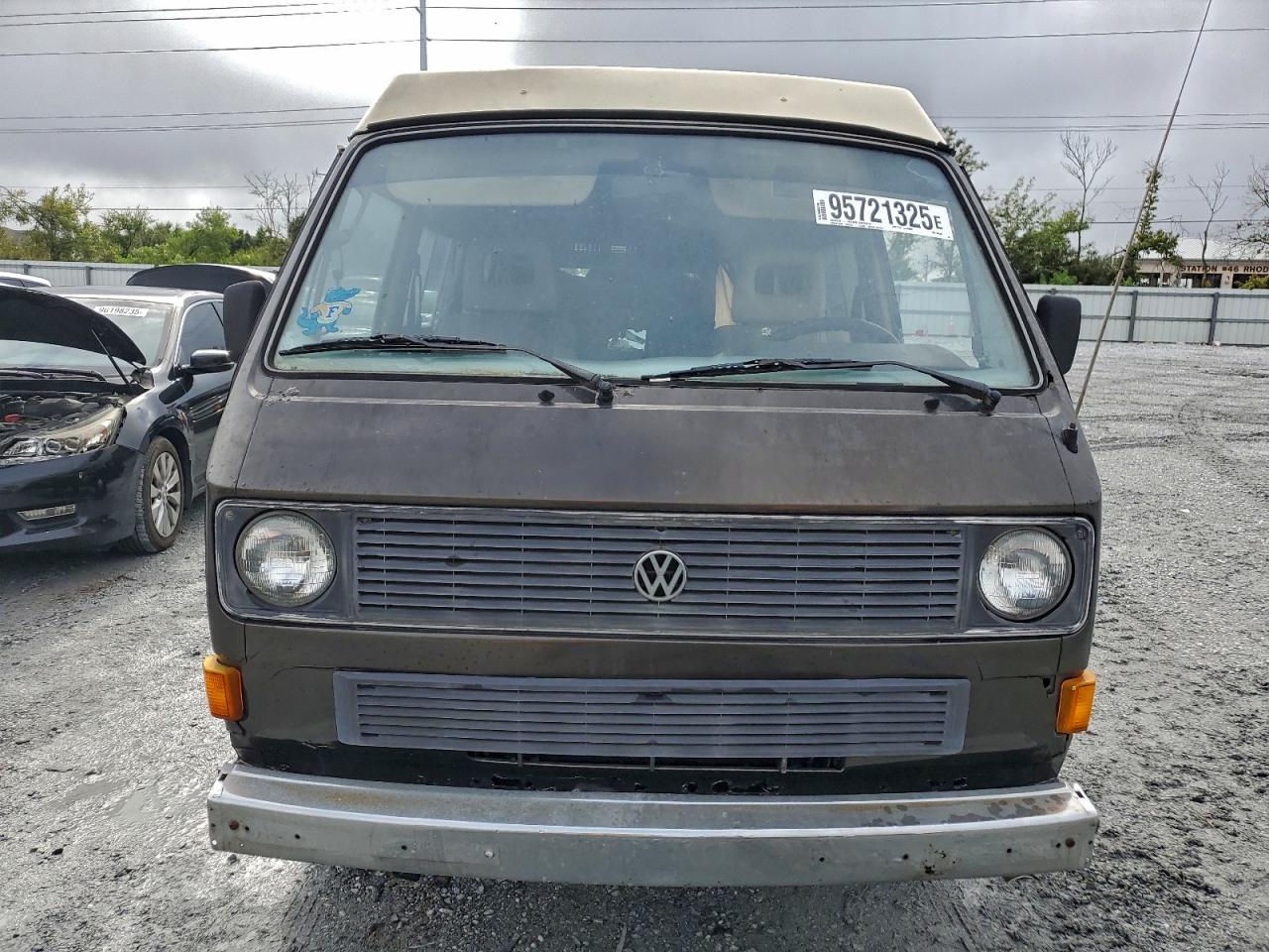 1984 Volkswagen Vanagon Campmobile Tan vin: WV2ZB0257EH083396