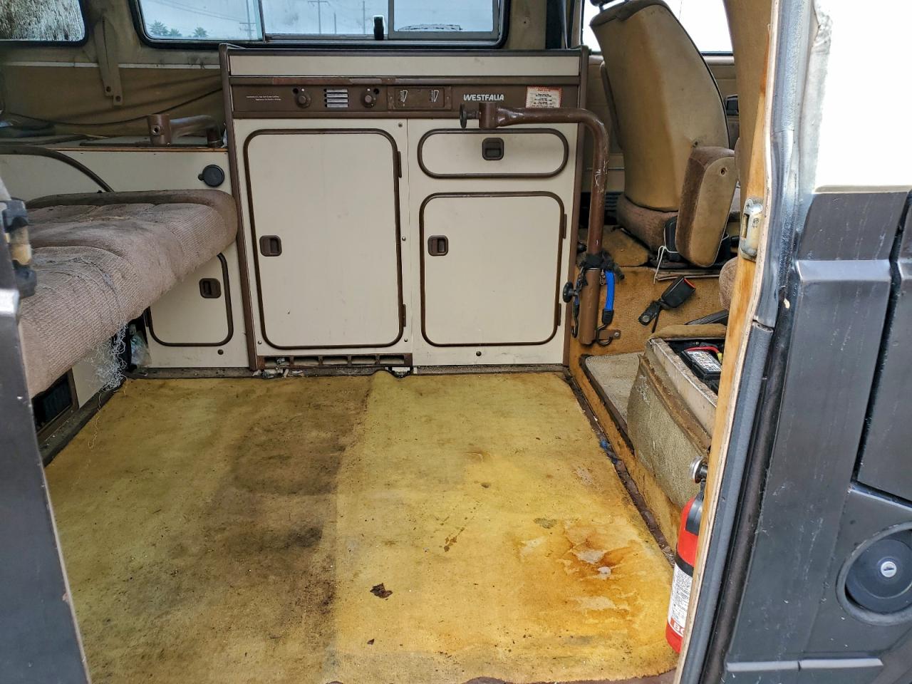 1984 Volkswagen Vanagon Campmobile Tan vin: WV2ZB0257EH083396