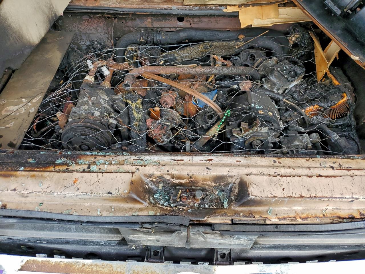 1984 Volkswagen Vanagon Campmobile Tan vin: WV2ZB0257EH083396