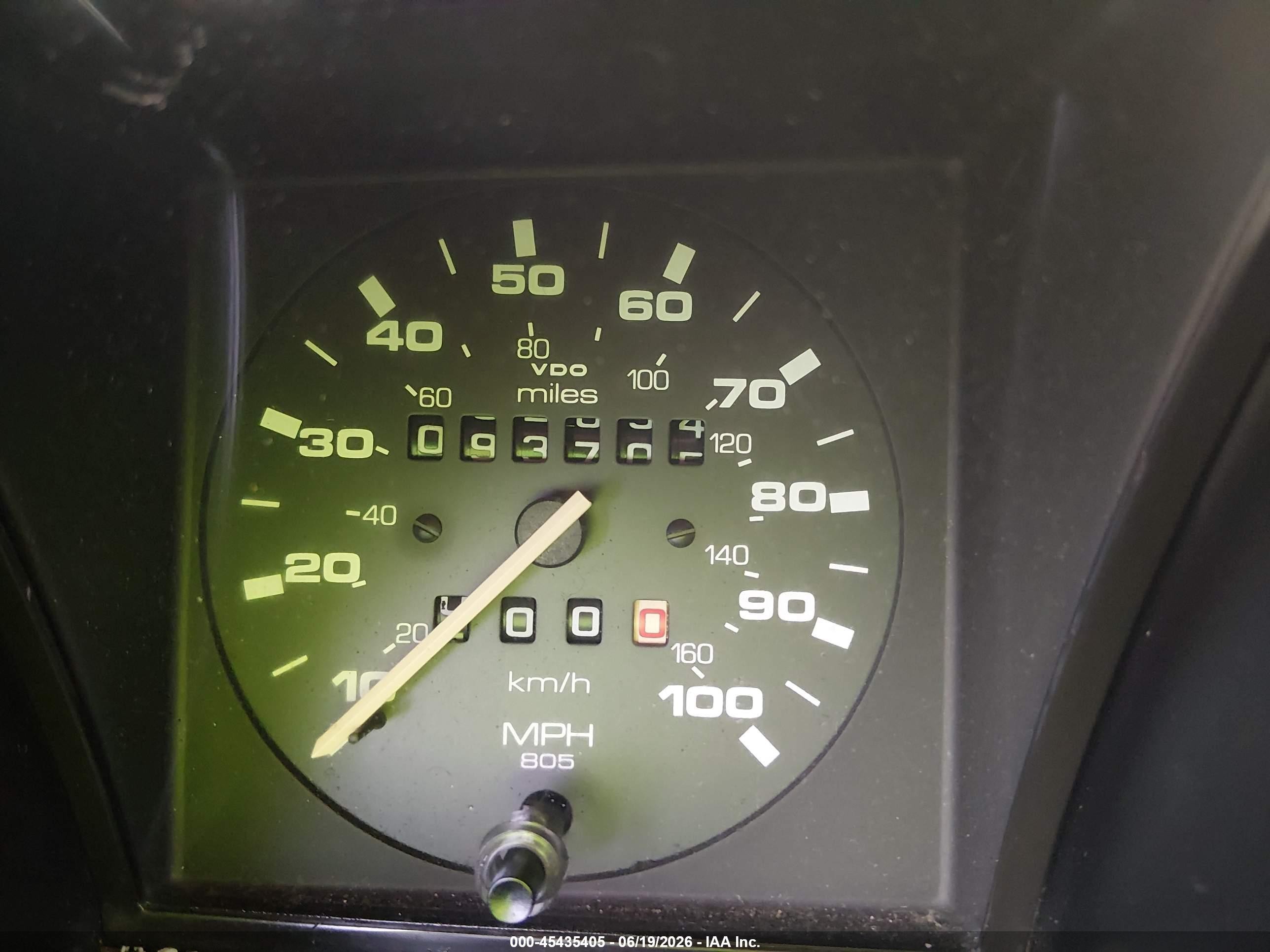 1987 Volkswagen Vanagon Campmobile White vin: WV2ZB0259HH097725
