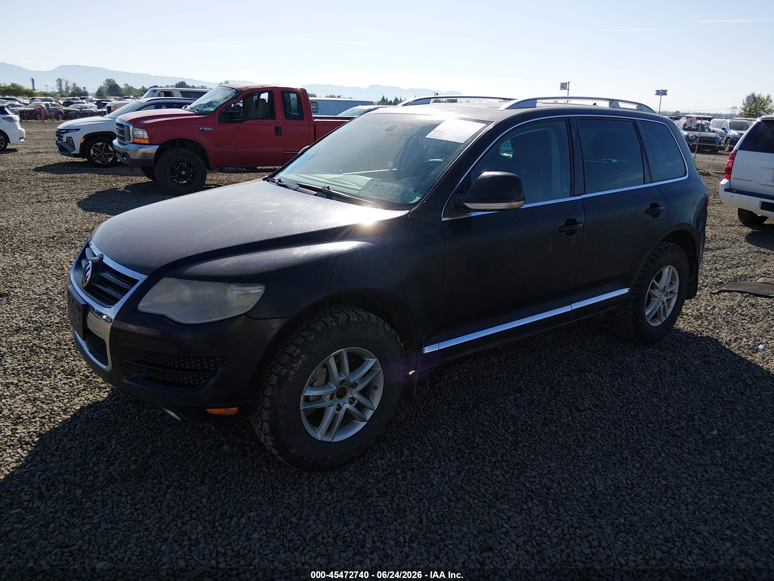 2010 Volkswagen Touareg V6 Tdi Black vin: WVGAK7A95AD001638