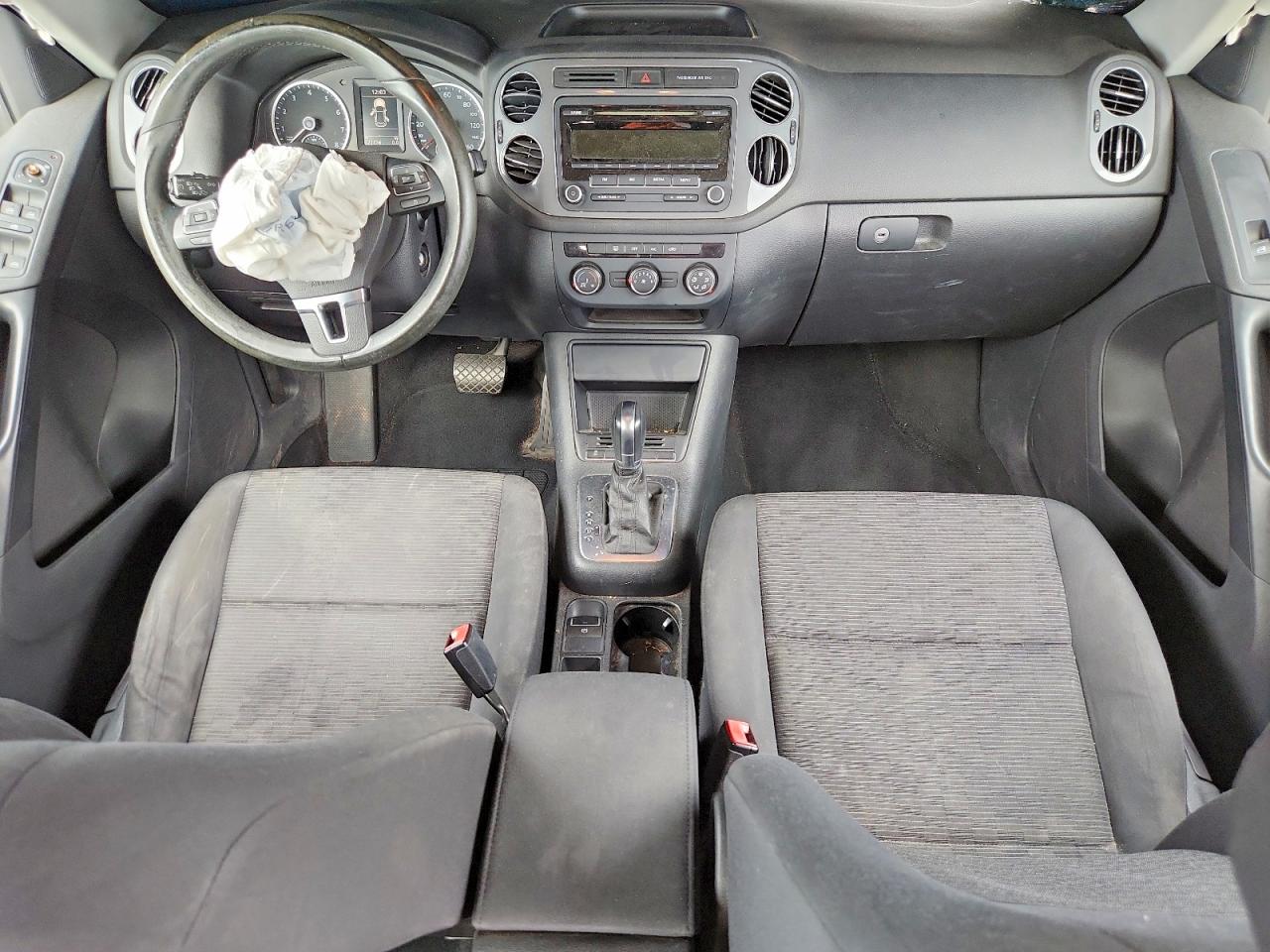 2013 Volkswagen Tiguan S Бордовый vin: WVGAV3AX0DW090431