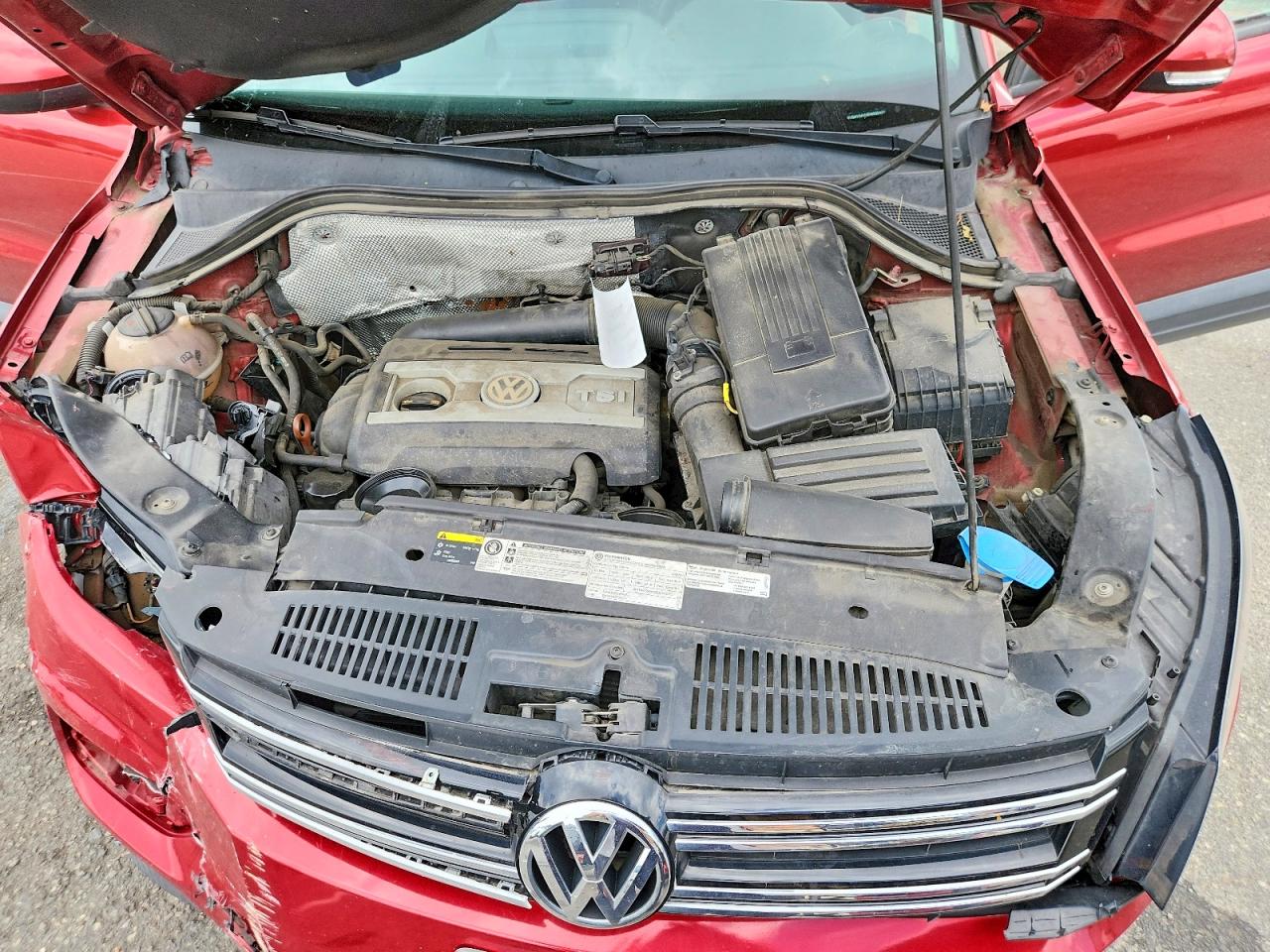 2013 Volkswagen Tiguan S Бордовый vin: WVGAV3AX0DW090431