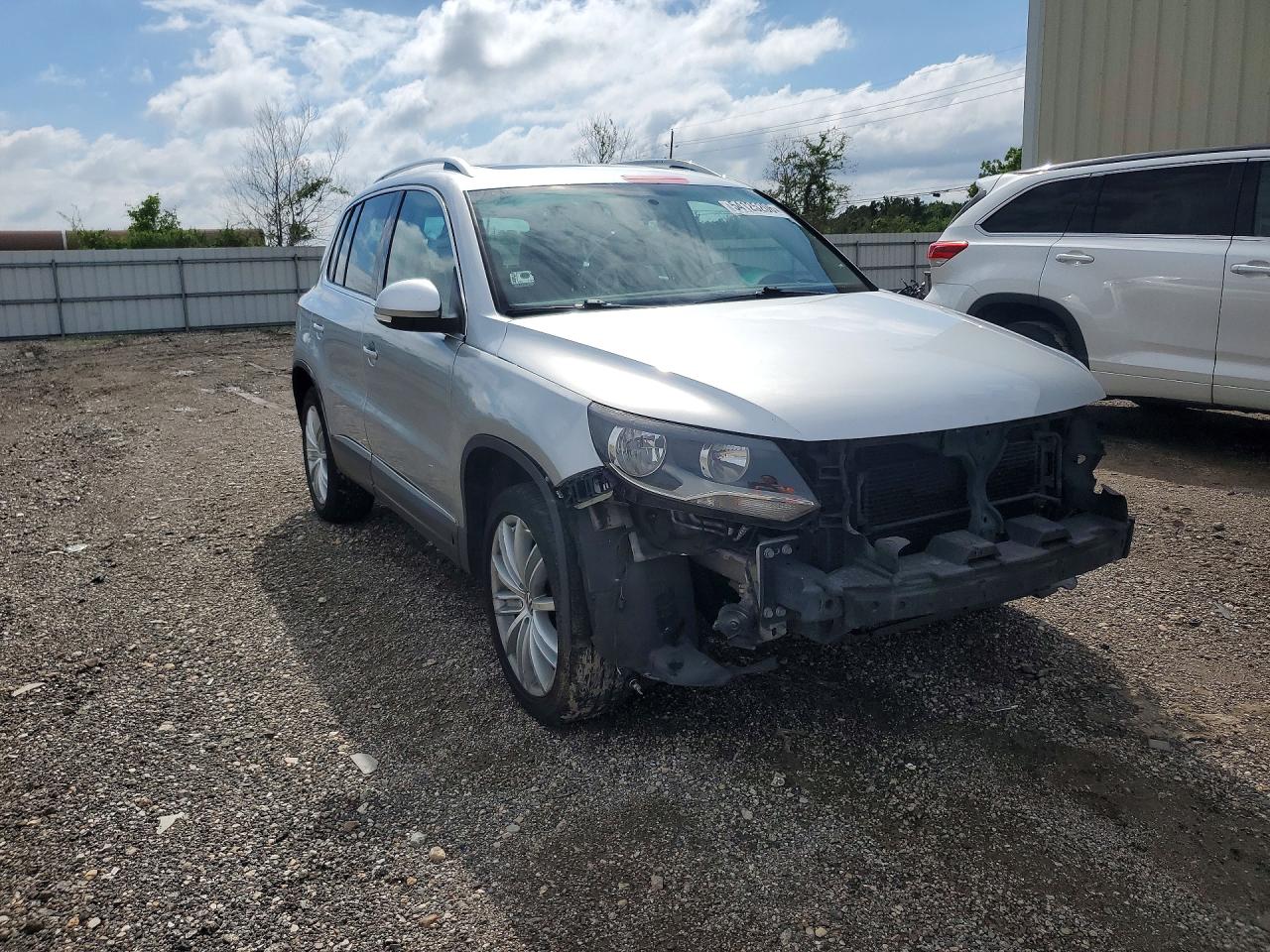 2013 Volkswagen Tiguan S Silver vin: WVGAV3AX0DW563213