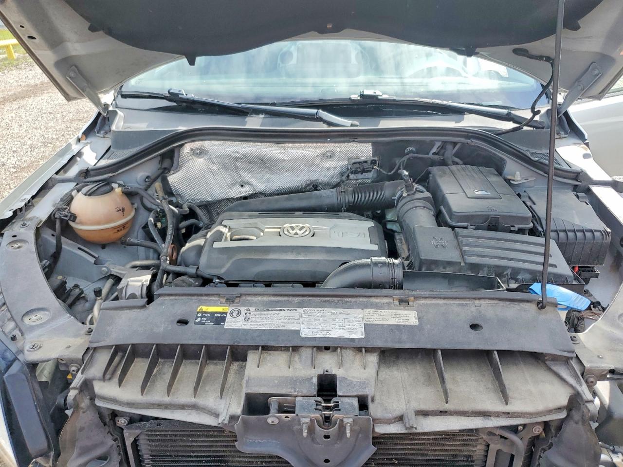 2013 Volkswagen Tiguan S Silver vin: WVGAV3AX0DW563213
