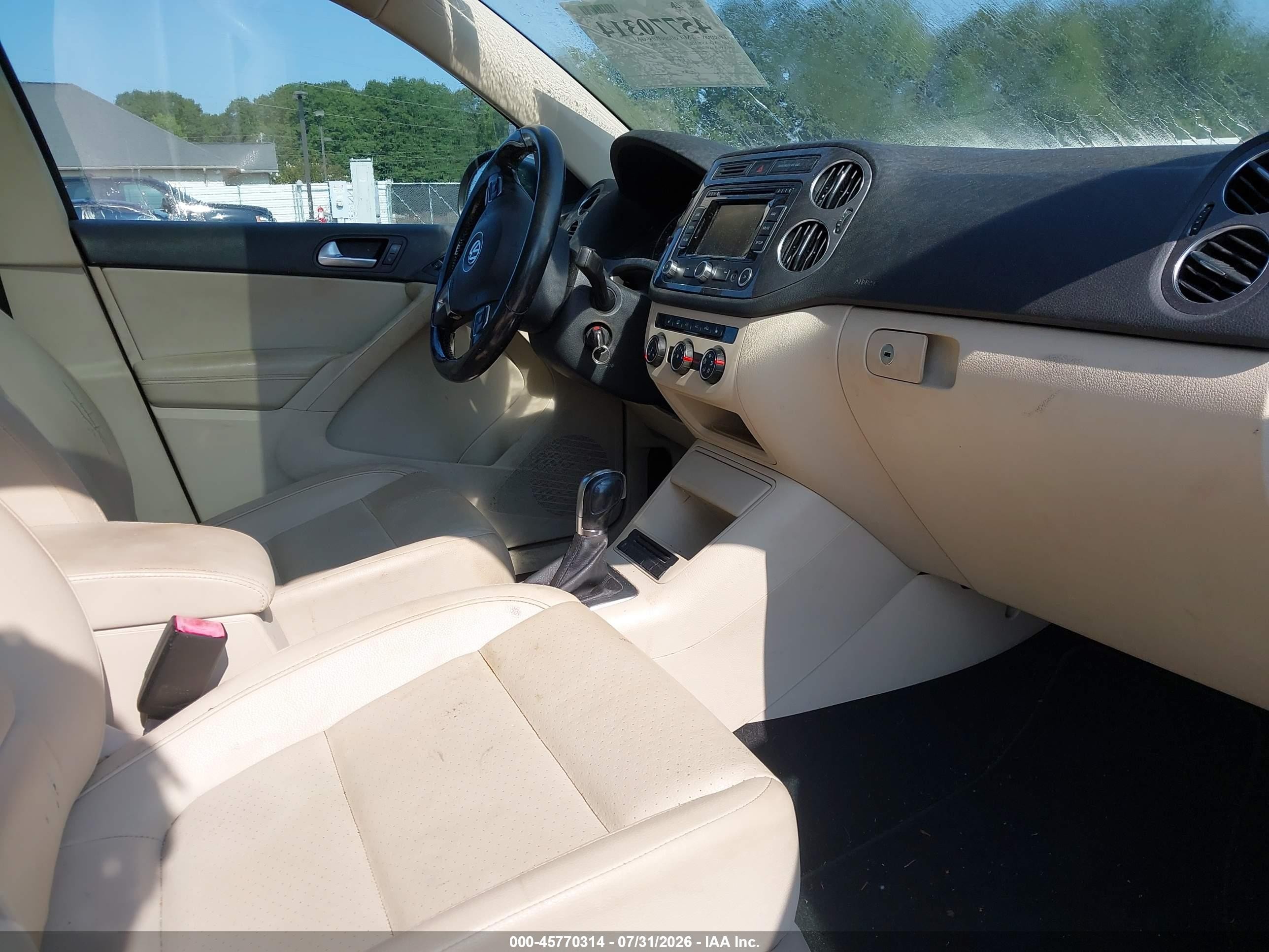 2013 Volkswagen Tiguan Se Серый vin: WVGAV3AX0DW587544