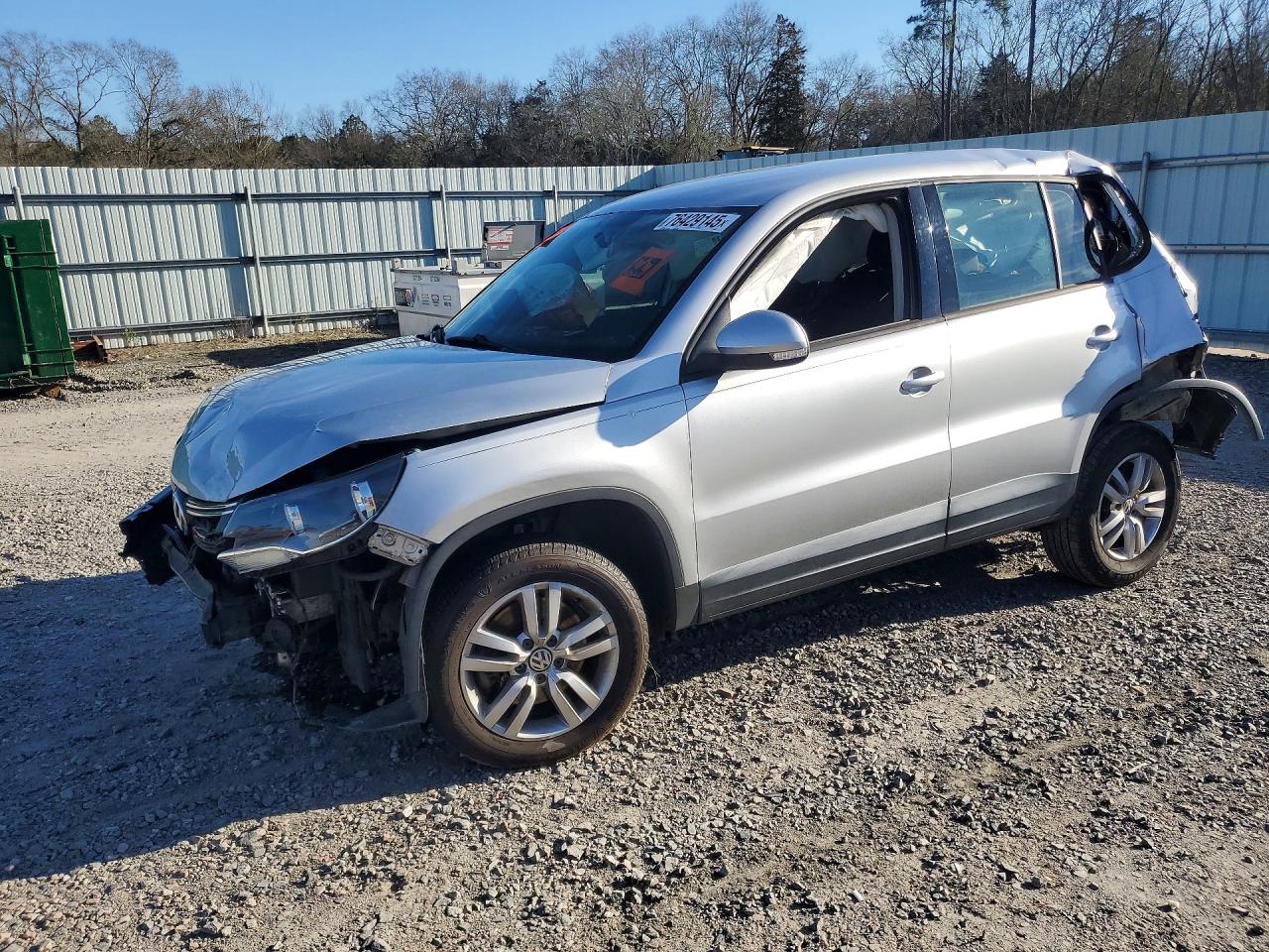 2014 Volkswagen Tiguan S Серебряный vin: WVGAV3AX0EW536837