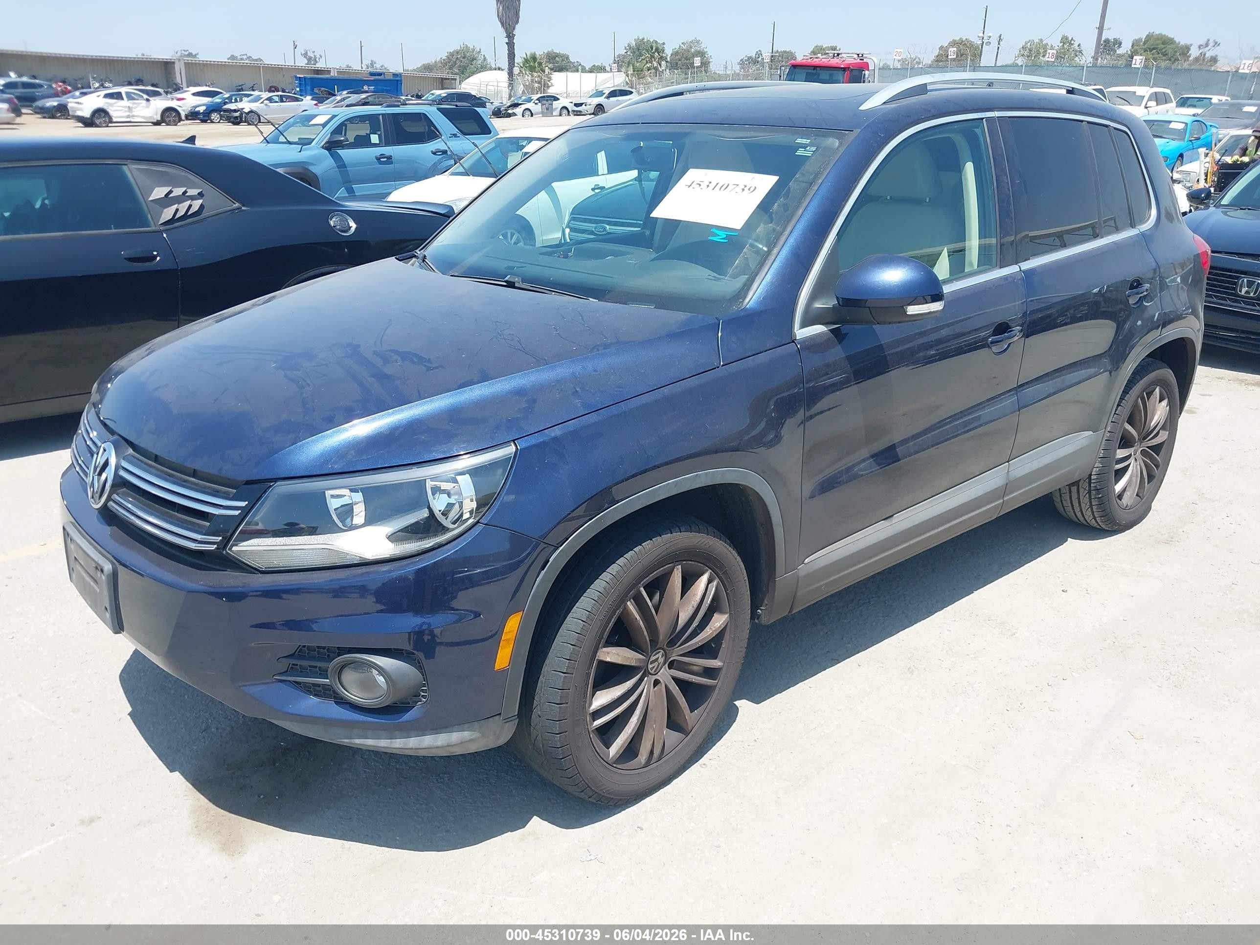 2014 Volkswagen Tiguan Sel Dark Blue vin: WVGAV3AX0EW537339