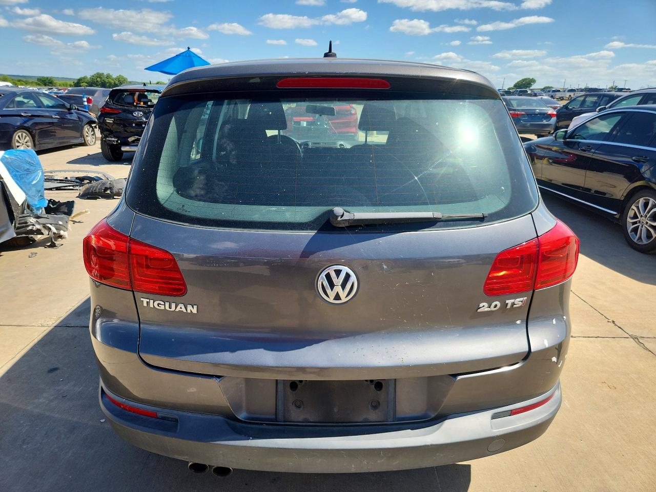 2014 Volkswagen Tiguan S Gray vin: WVGAV3AX0EW550186