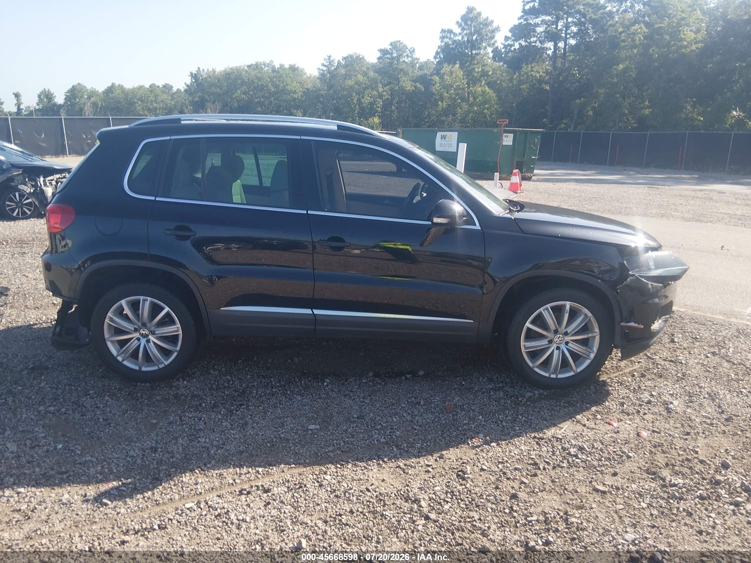 2014 Volkswagen Tiguan Sel Black vin: WVGAV3AX0EW553895