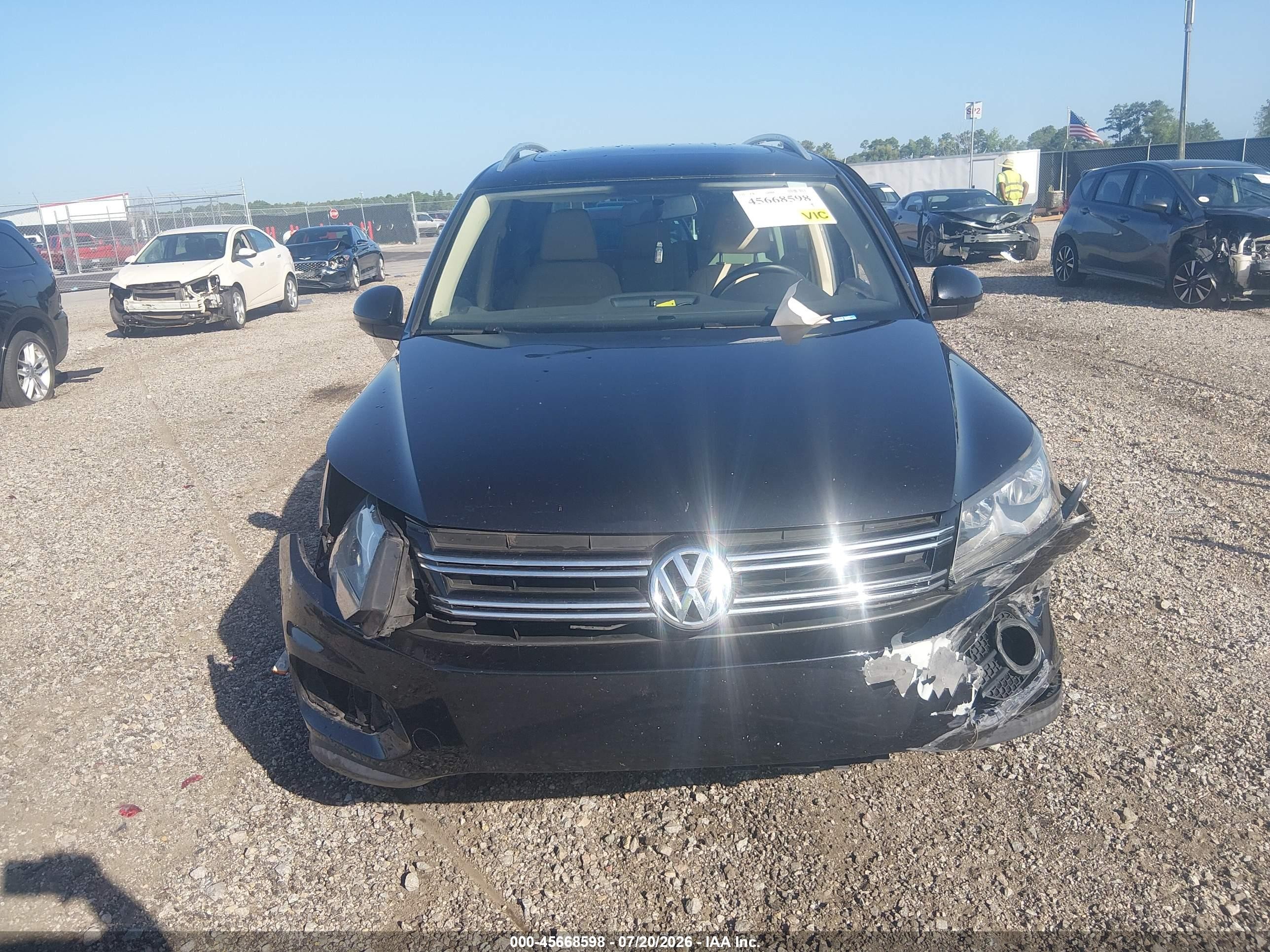 2014 Volkswagen Tiguan Sel Black vin: WVGAV3AX0EW553895