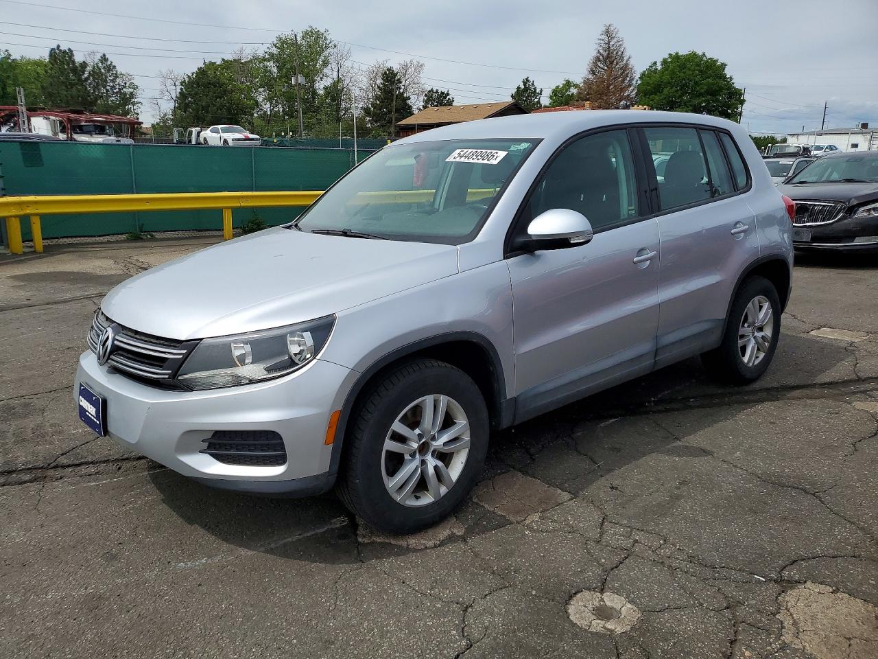 2014 Volkswagen Tiguan S Silver vin: WVGAV3AX0EW623847