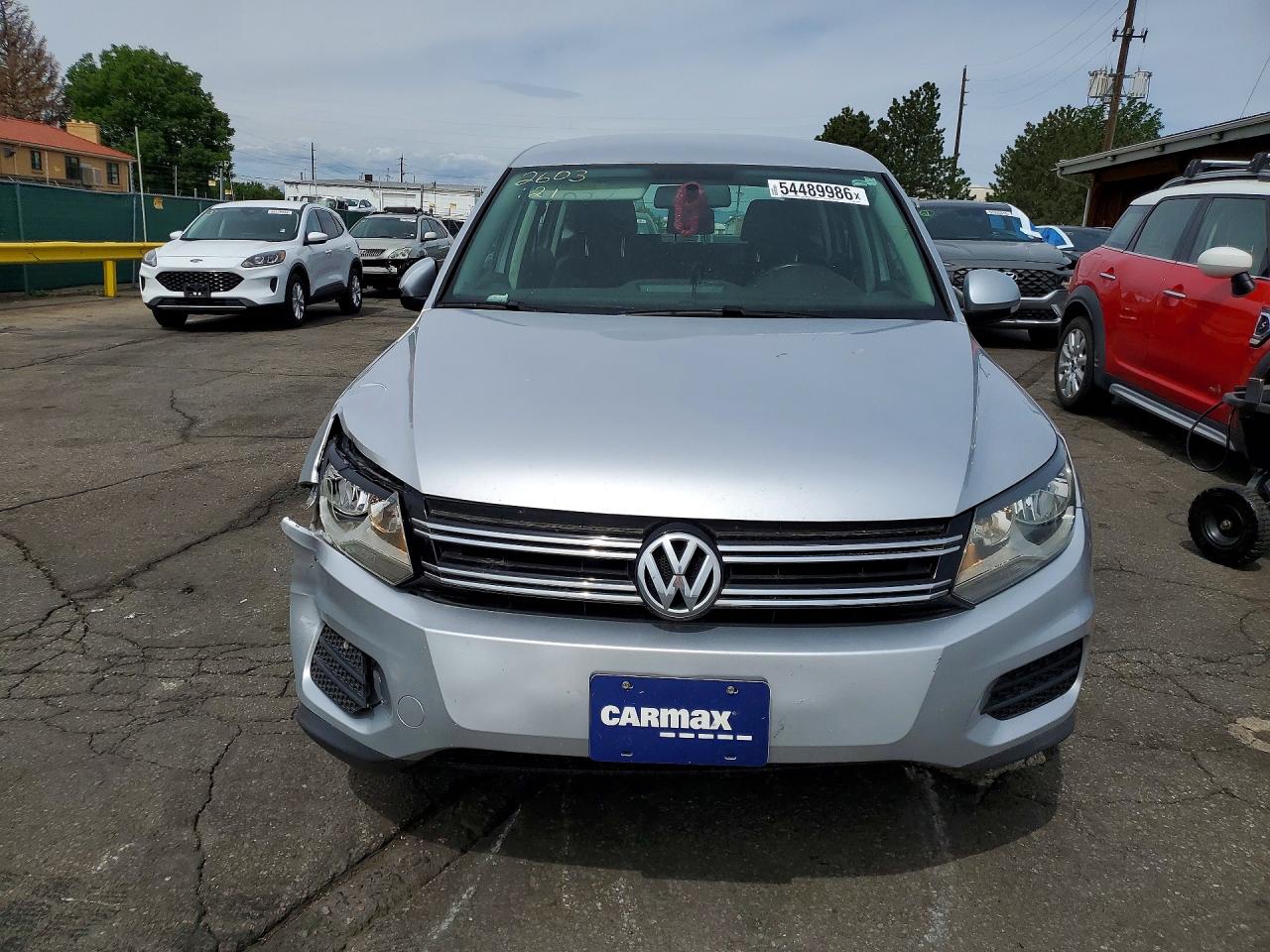 2014 Volkswagen Tiguan S Silver vin: WVGAV3AX0EW623847