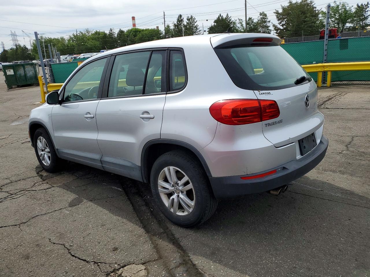 2014 Volkswagen Tiguan S Silver vin: WVGAV3AX0EW623847