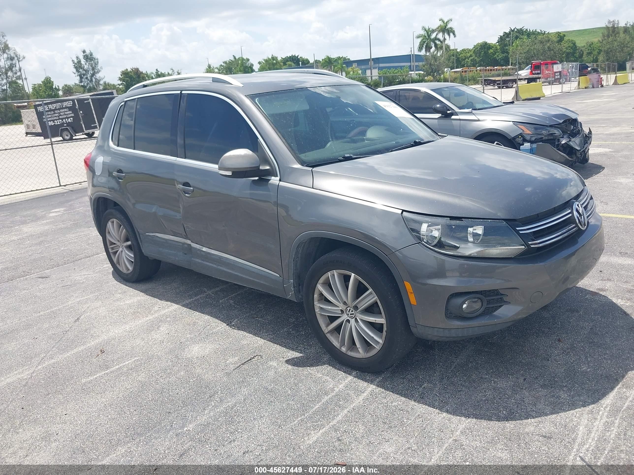 2013 Volkswagen Tiguan Se Gray vin: WVGAV3AX1DW571563