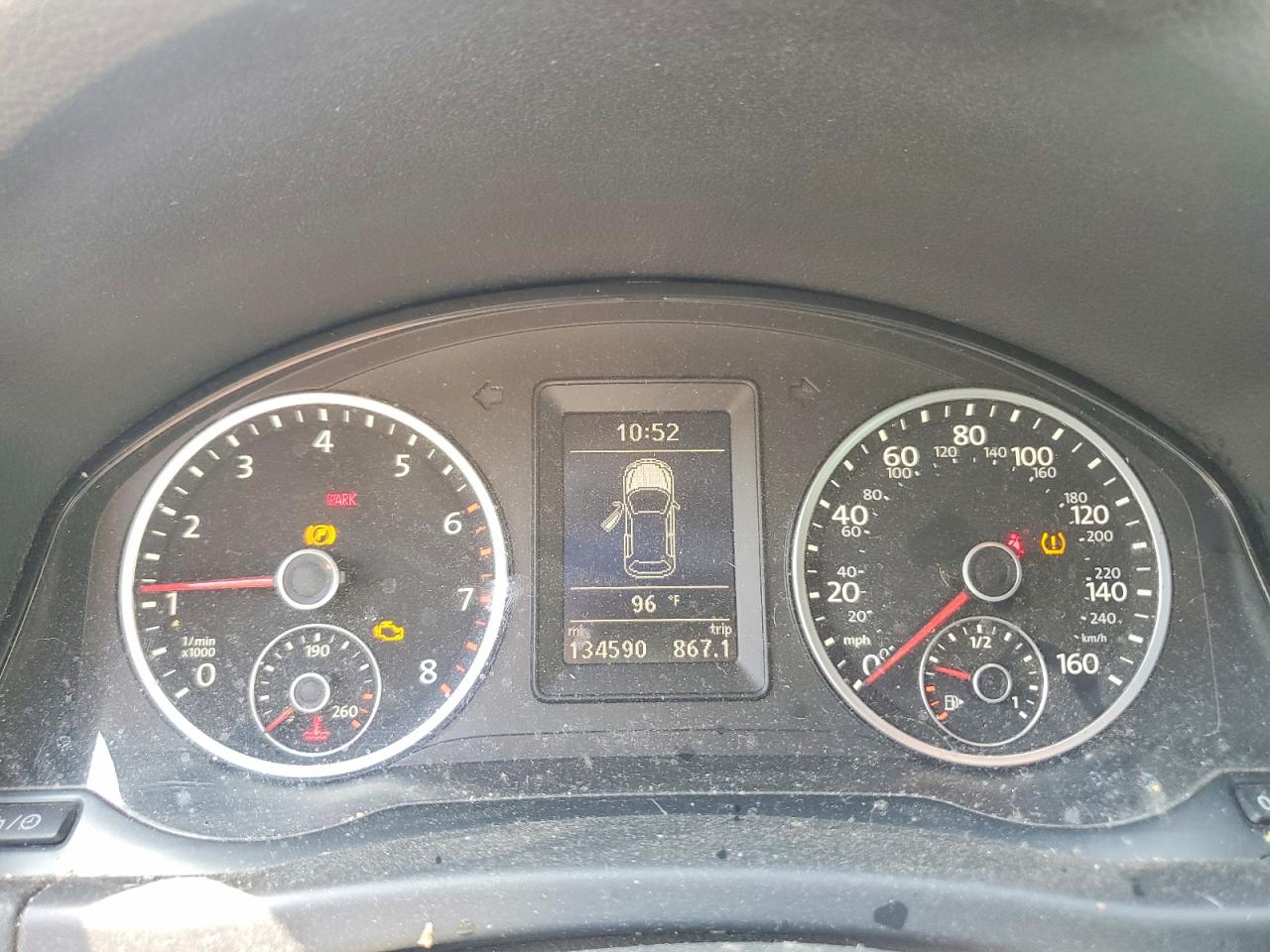 2014 Volkswagen Tiguan S Gray vin: WVGAV3AX1EW042731