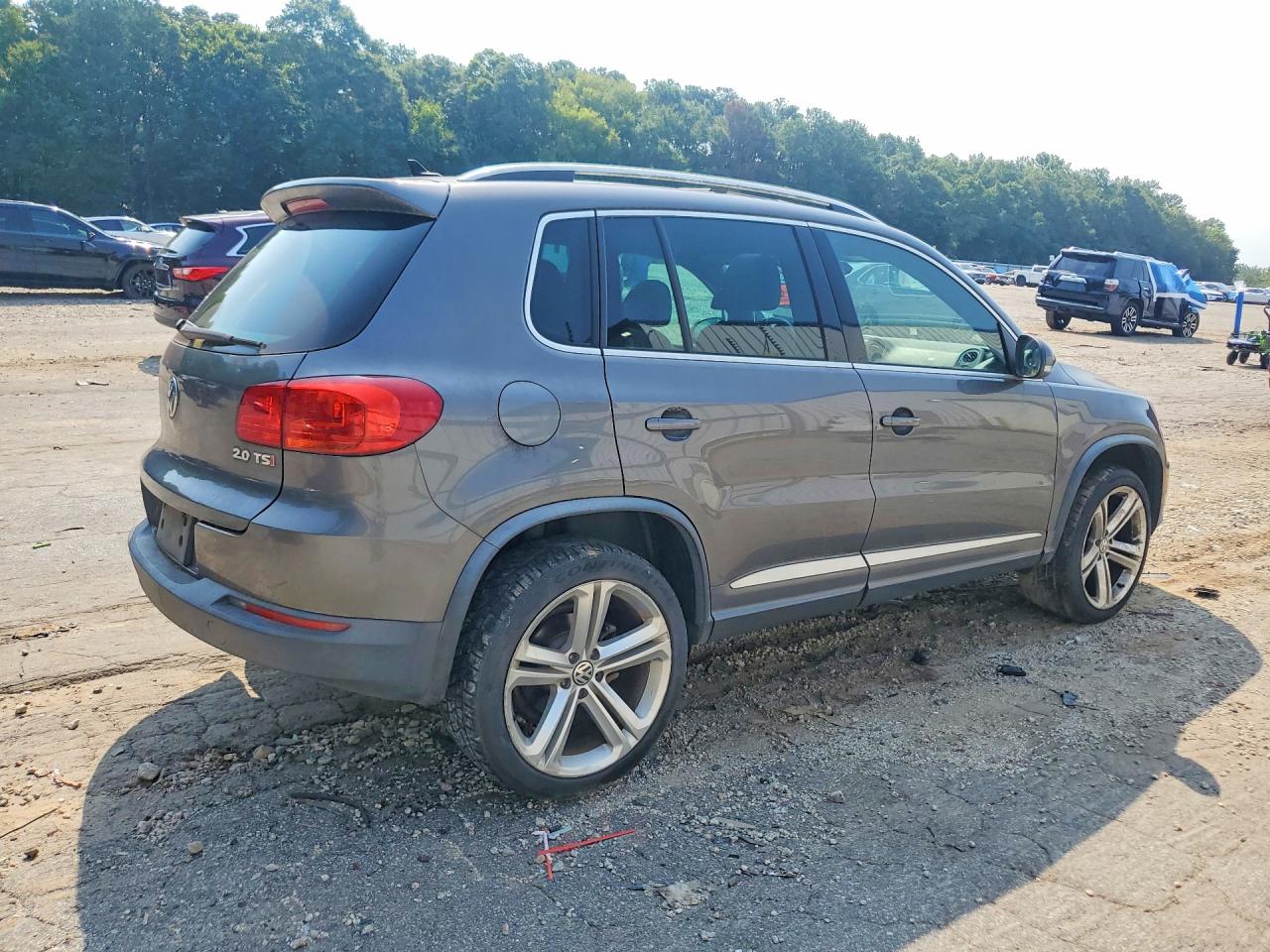 2014 Volkswagen Tiguan S Gray vin: WVGAV3AX1EW042731