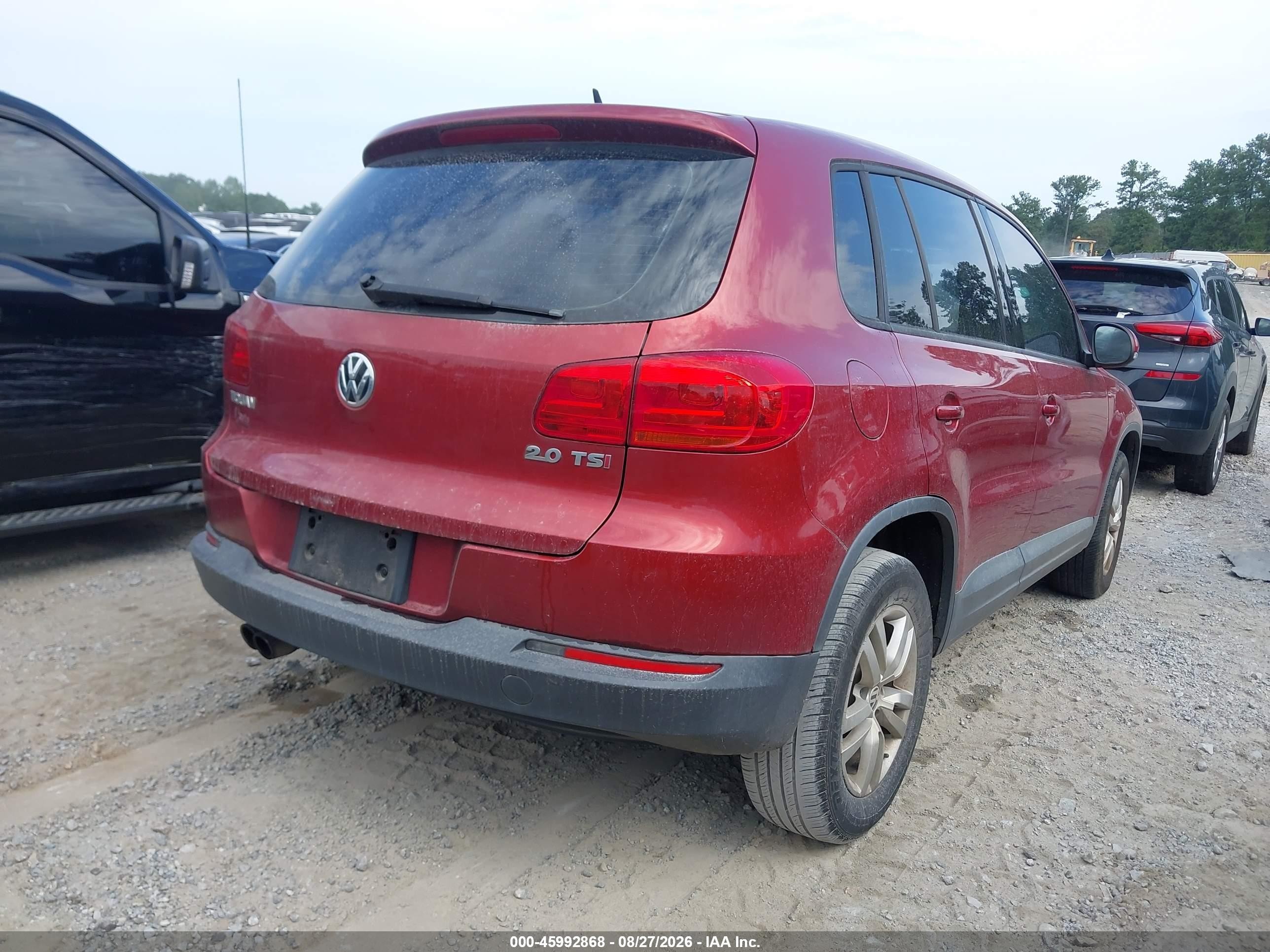 2014 Volkswagen Tiguan S Red vin: WVGAV3AX1EW110221