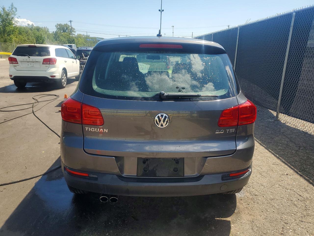 2014 Volkswagen Tiguan S Угольный vin: WVGAV3AX1EW506746