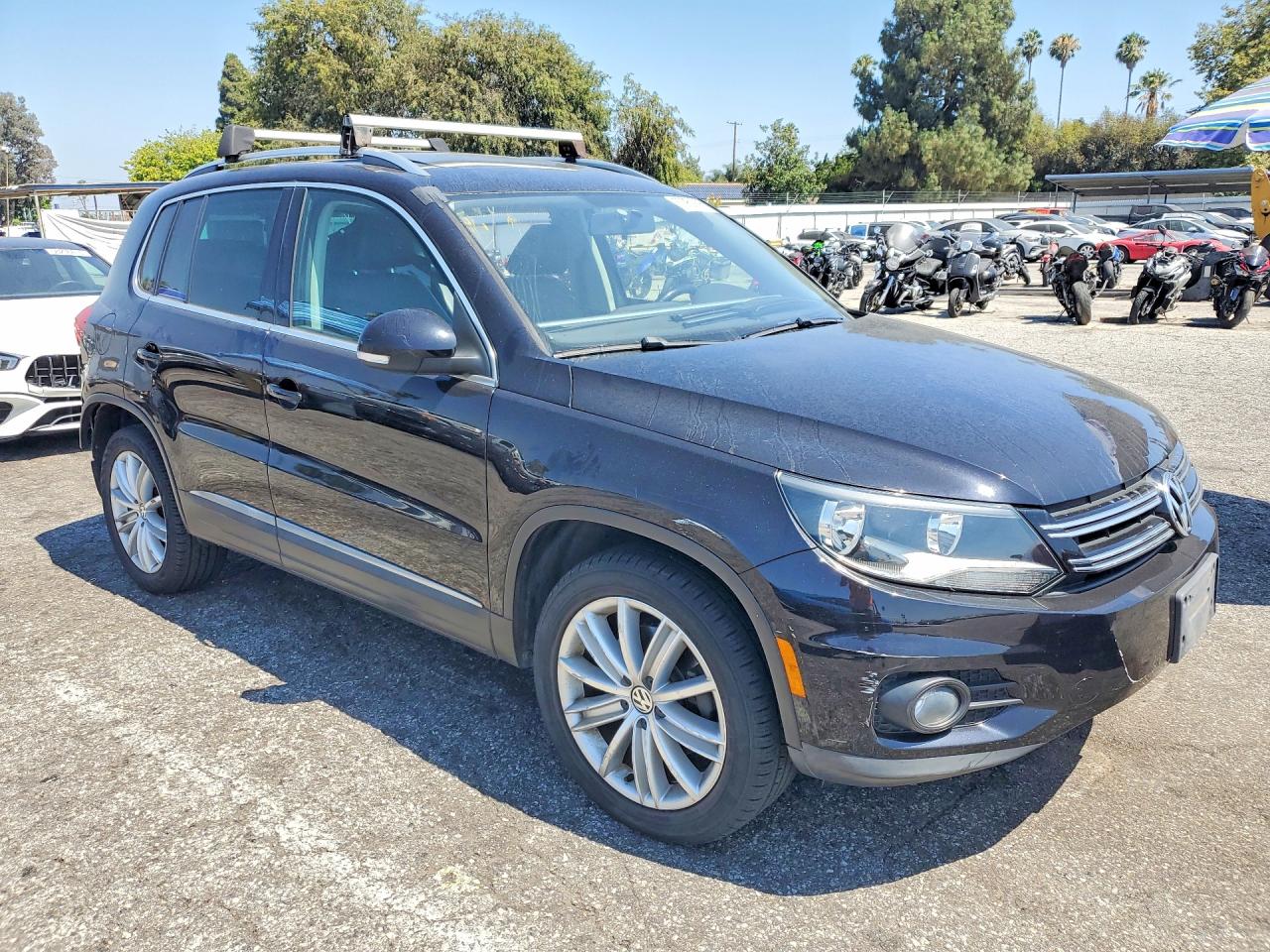 2014 Volkswagen Tiguan Black vin: WVGAV3AX1EW509839