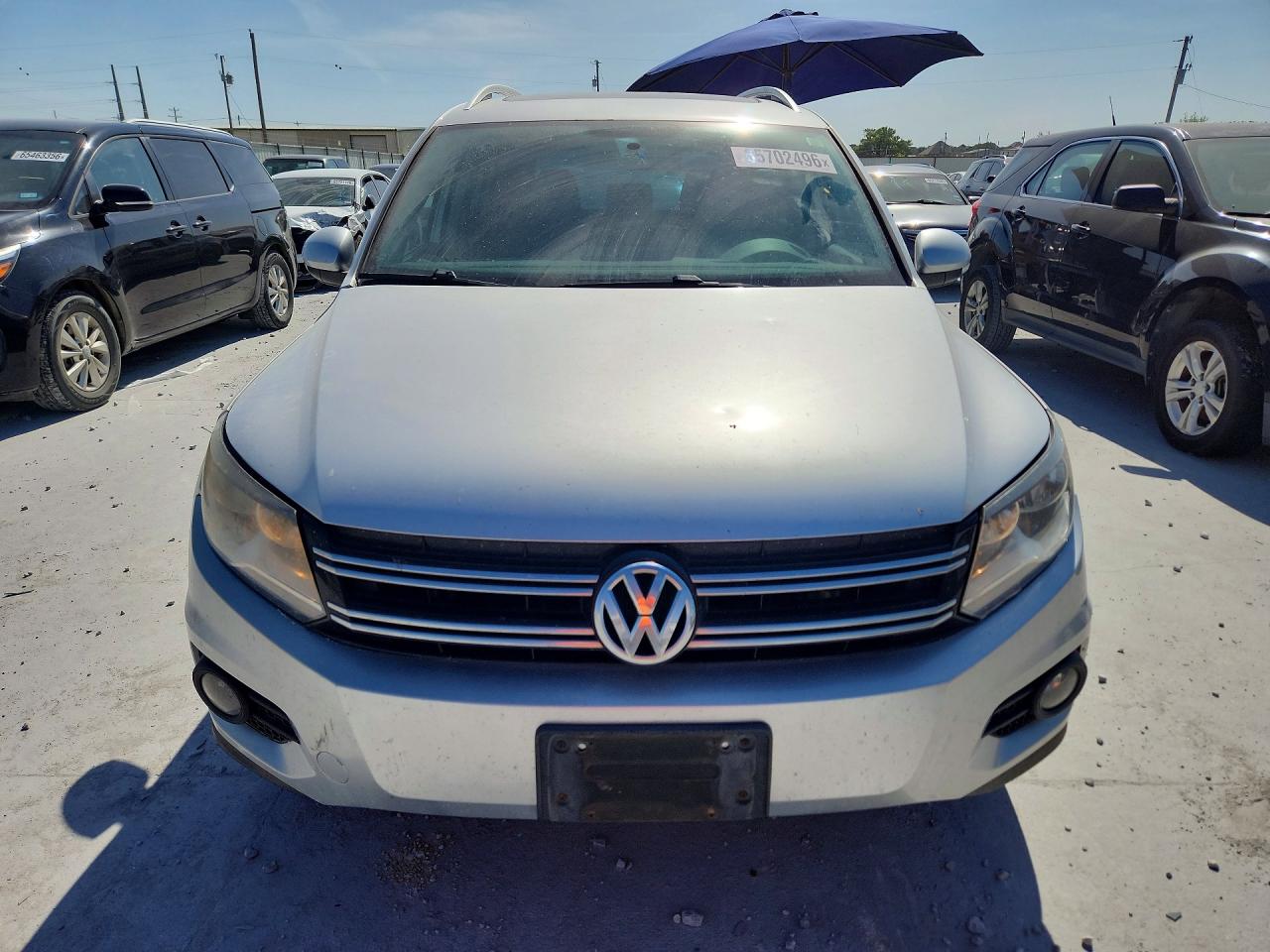 2014 Volkswagen Tiguan S Silver vin: WVGAV3AX1EW625445