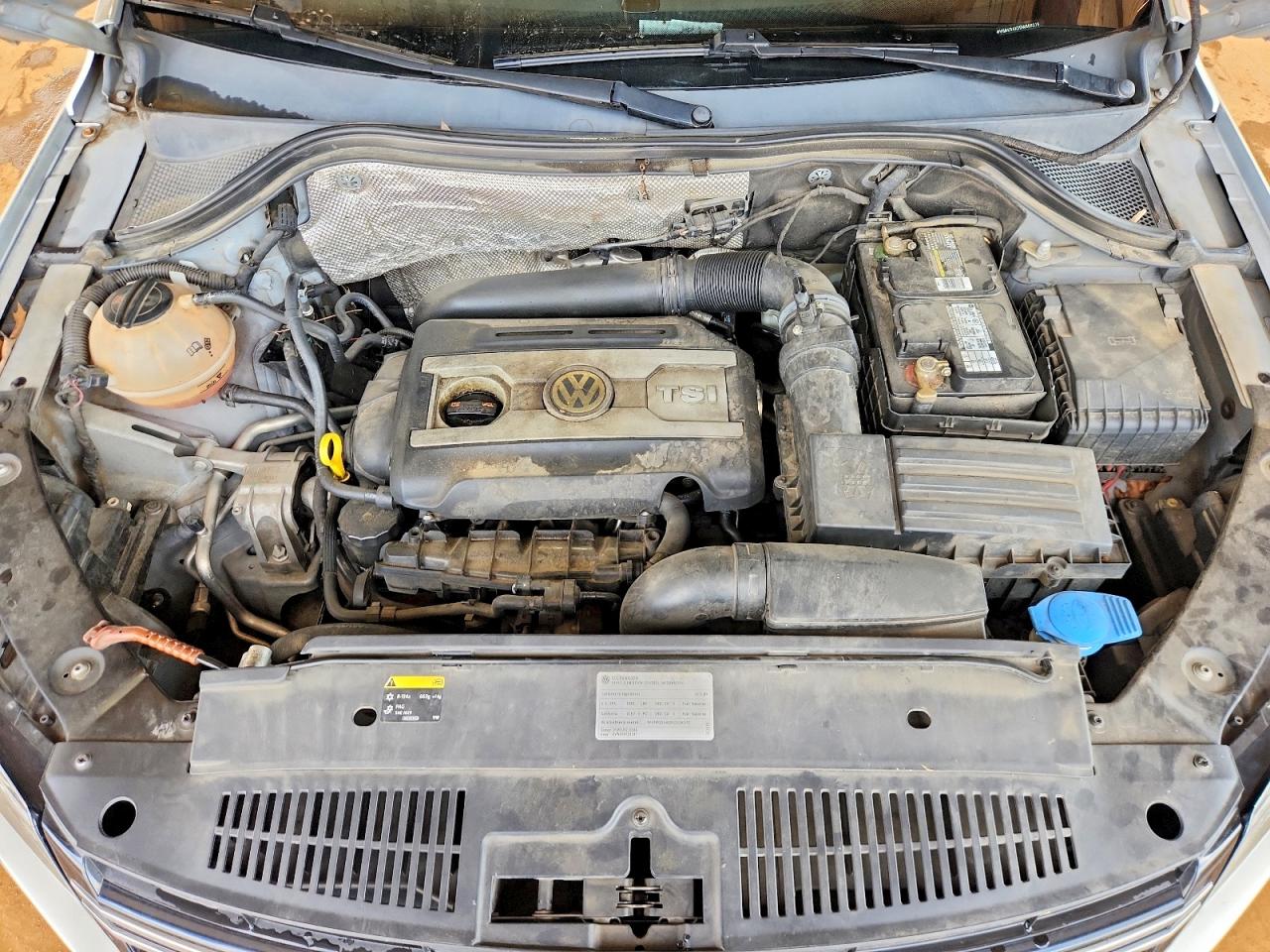 2013 Volkswagen Tiguan S Silver vin: WVGAV3AX2DW609219