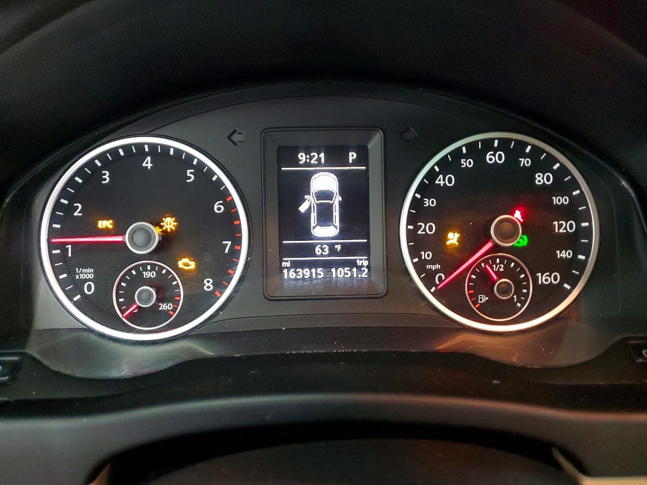 2013 Volkswagen Tiguan S Черный vin: WVGAV3AX2DW617711