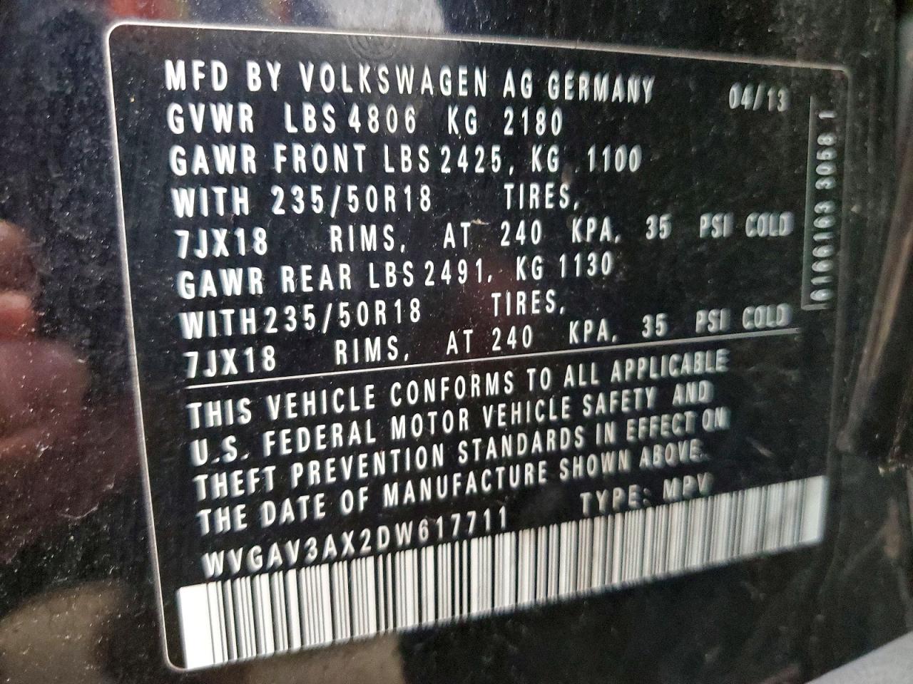 2013 Volkswagen Tiguan S Черный vin: WVGAV3AX2DW617711