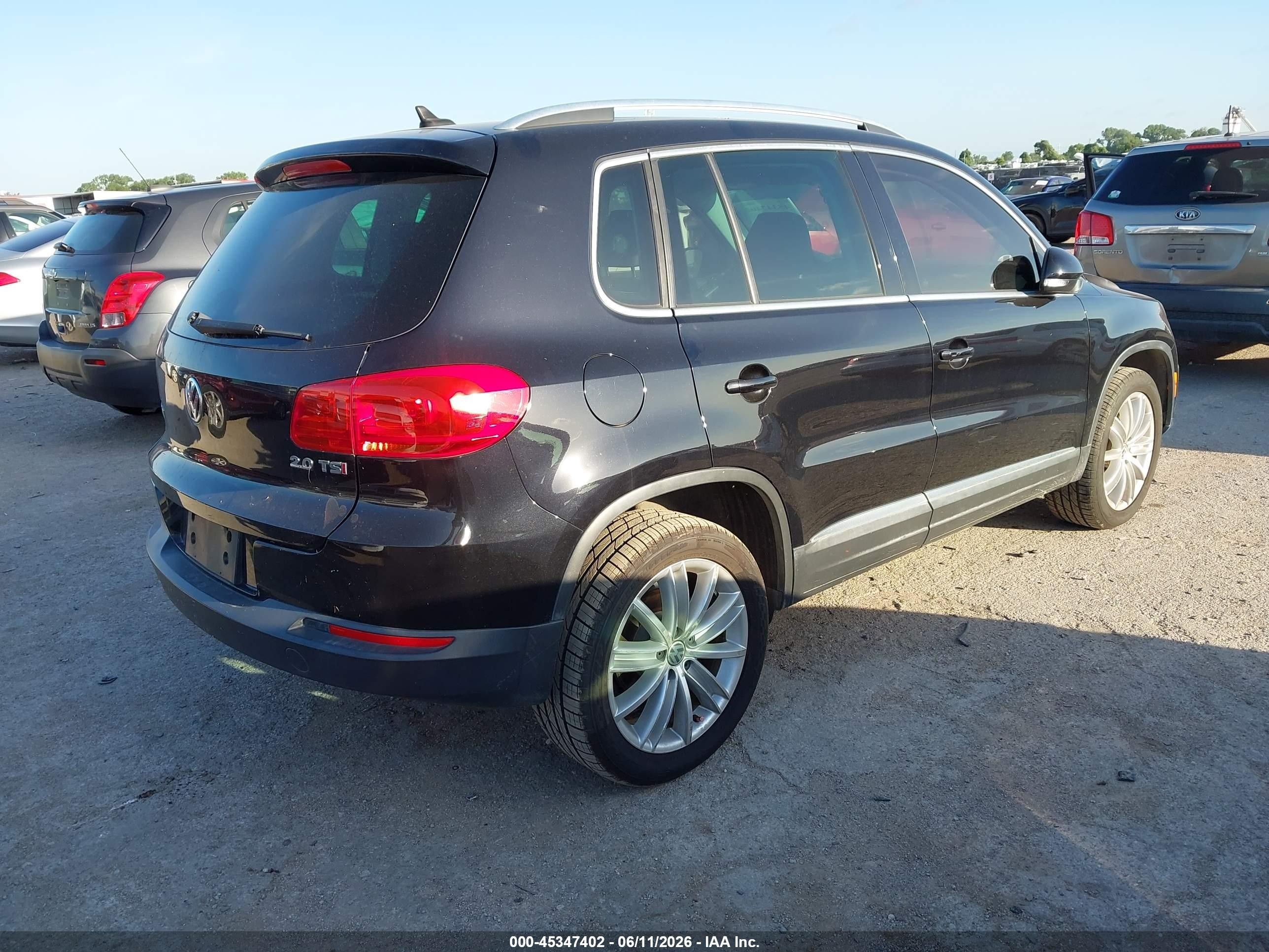 2014 Volkswagen Tiguan Sel Black vin: WVGAV3AX2EW569614