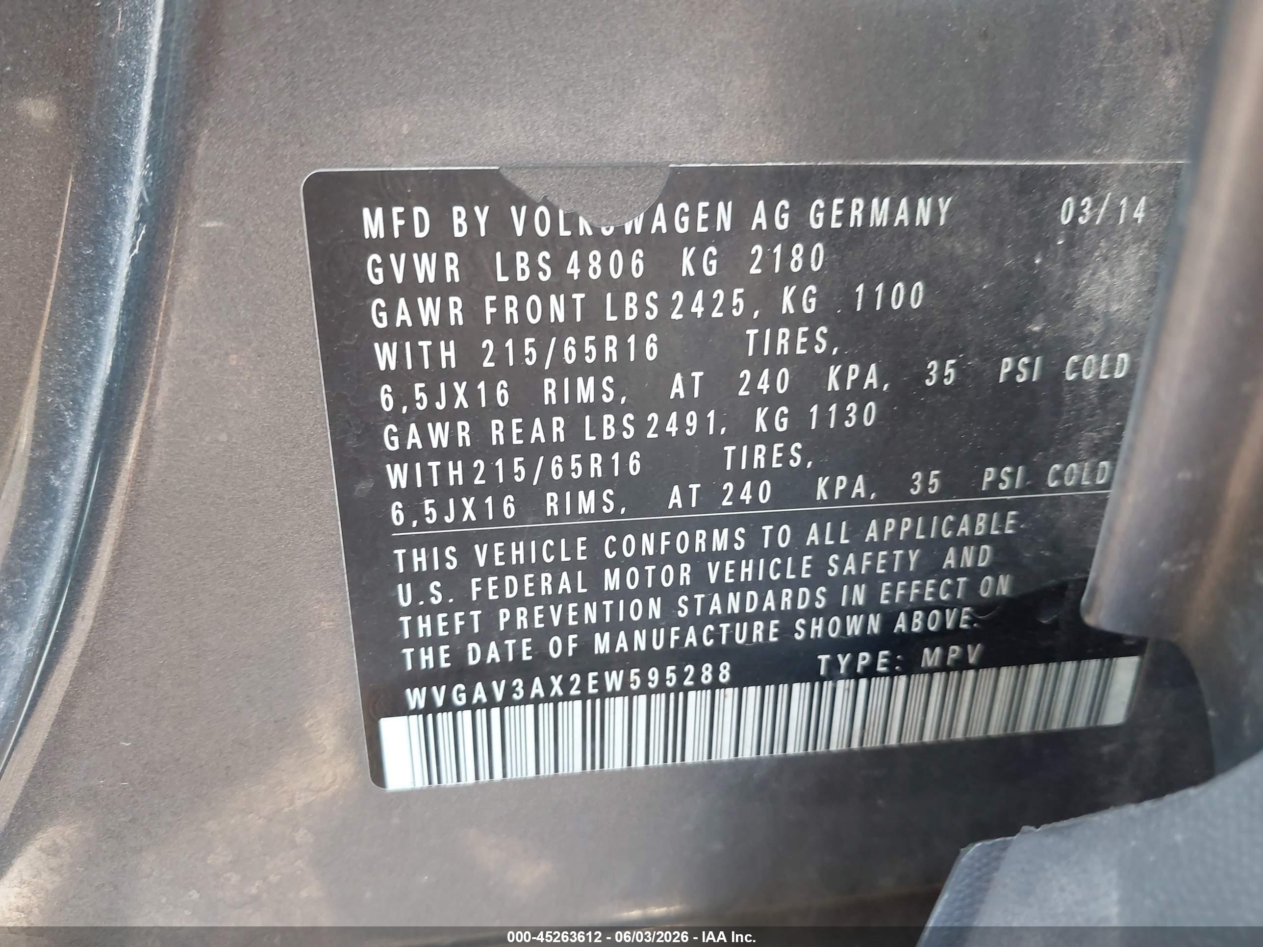 2014 Volkswagen Tiguan S Silver vin: WVGAV3AX2EW595288