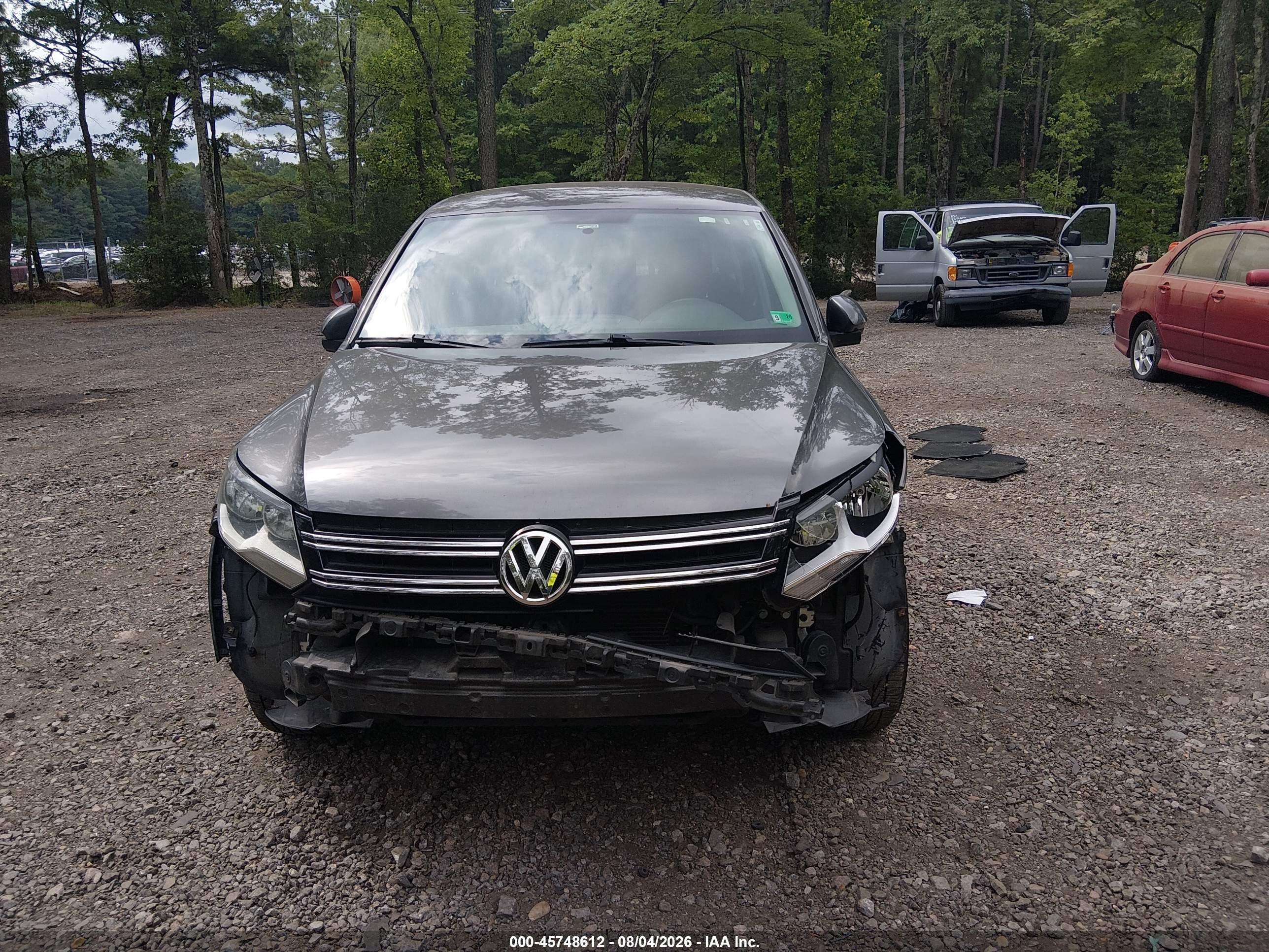 2014 Volkswagen Tiguan S Gray vin: WVGAV3AX2EW600943