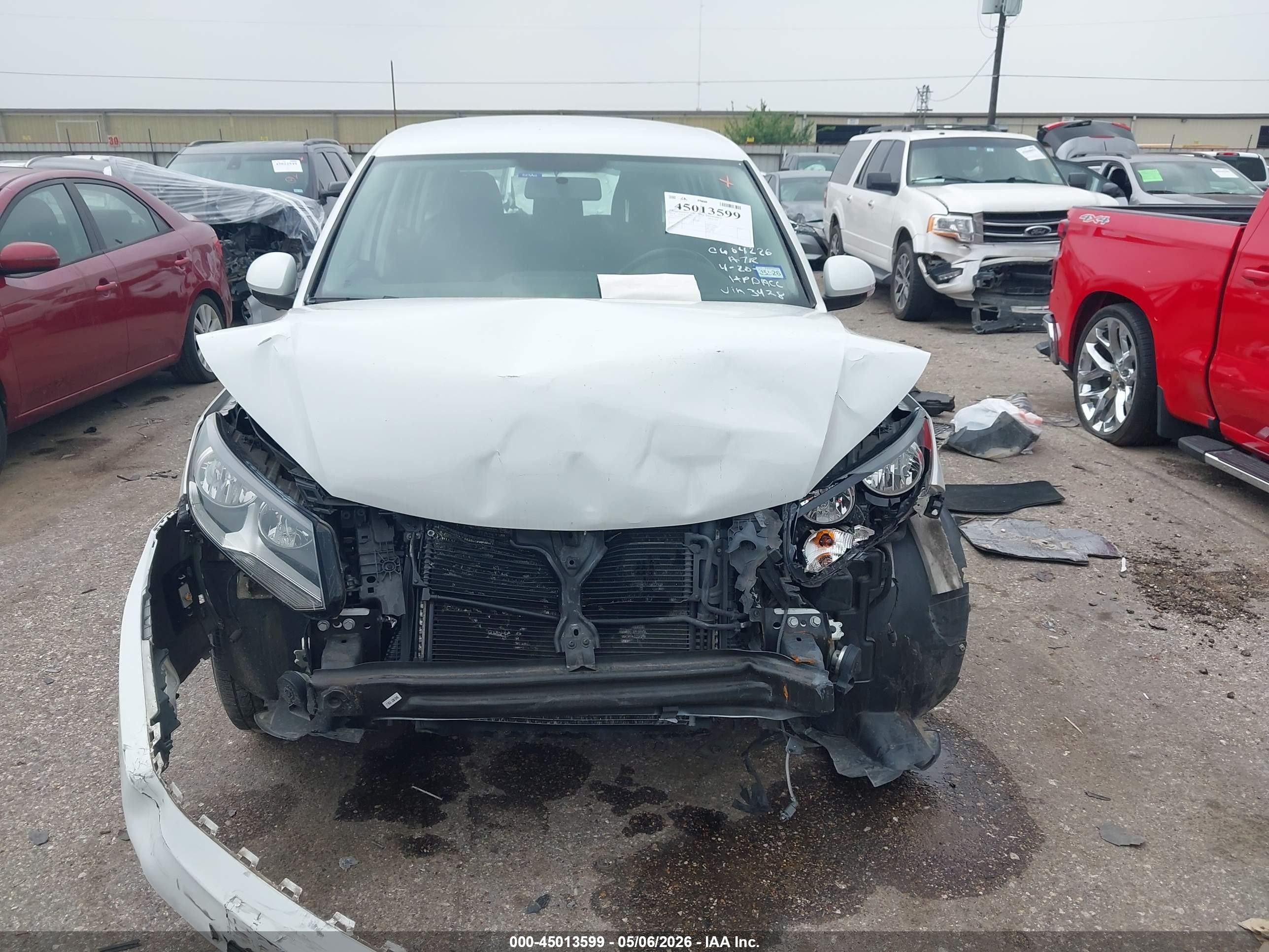 2014 Volkswagen Tiguan S White vin: WVGAV3AX2EW623428
