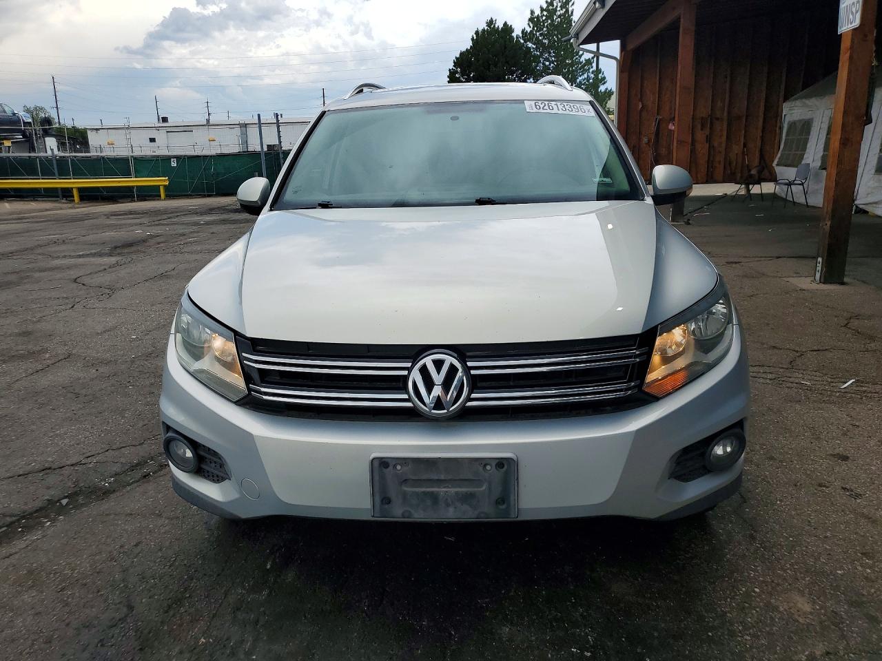 2013 Volkswagen Tiguan S Silver vin: WVGAV3AX3DW087734