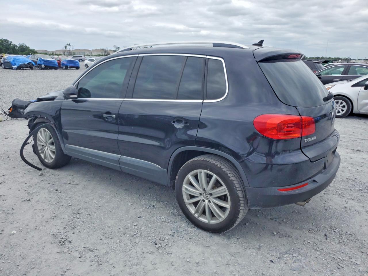 2013 Volkswagen Tiguan S Black vin: WVGAV3AX3DW565909