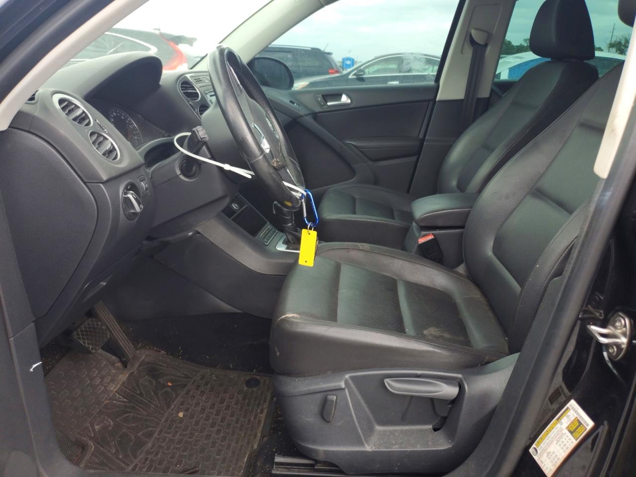 2013 Volkswagen Tiguan S Black vin: WVGAV3AX3DW565909