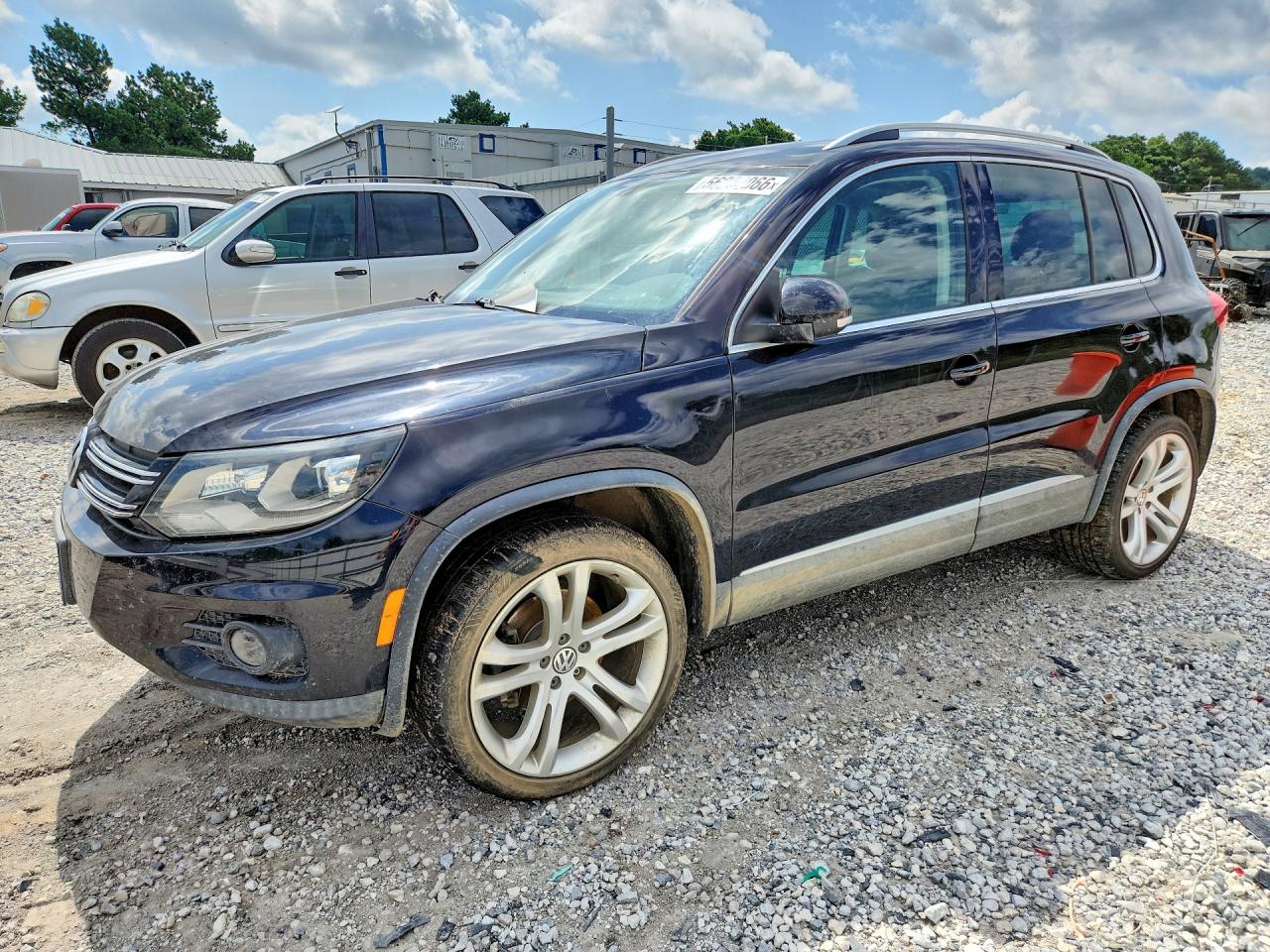 2013 Volkswagen Tiguan S Black vin: WVGAV3AX3DW571175