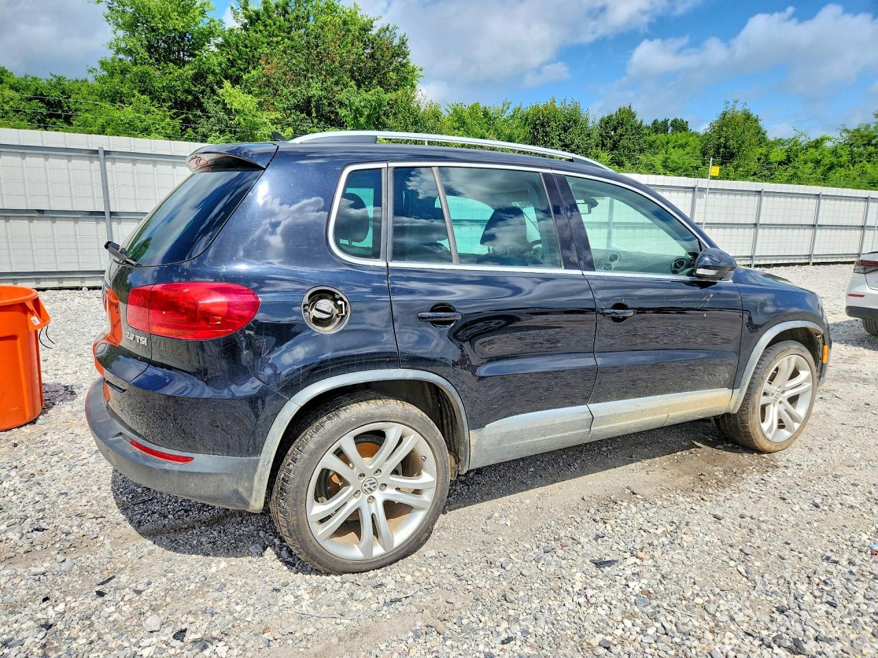 2013 Volkswagen Tiguan S Black vin: WVGAV3AX3DW571175