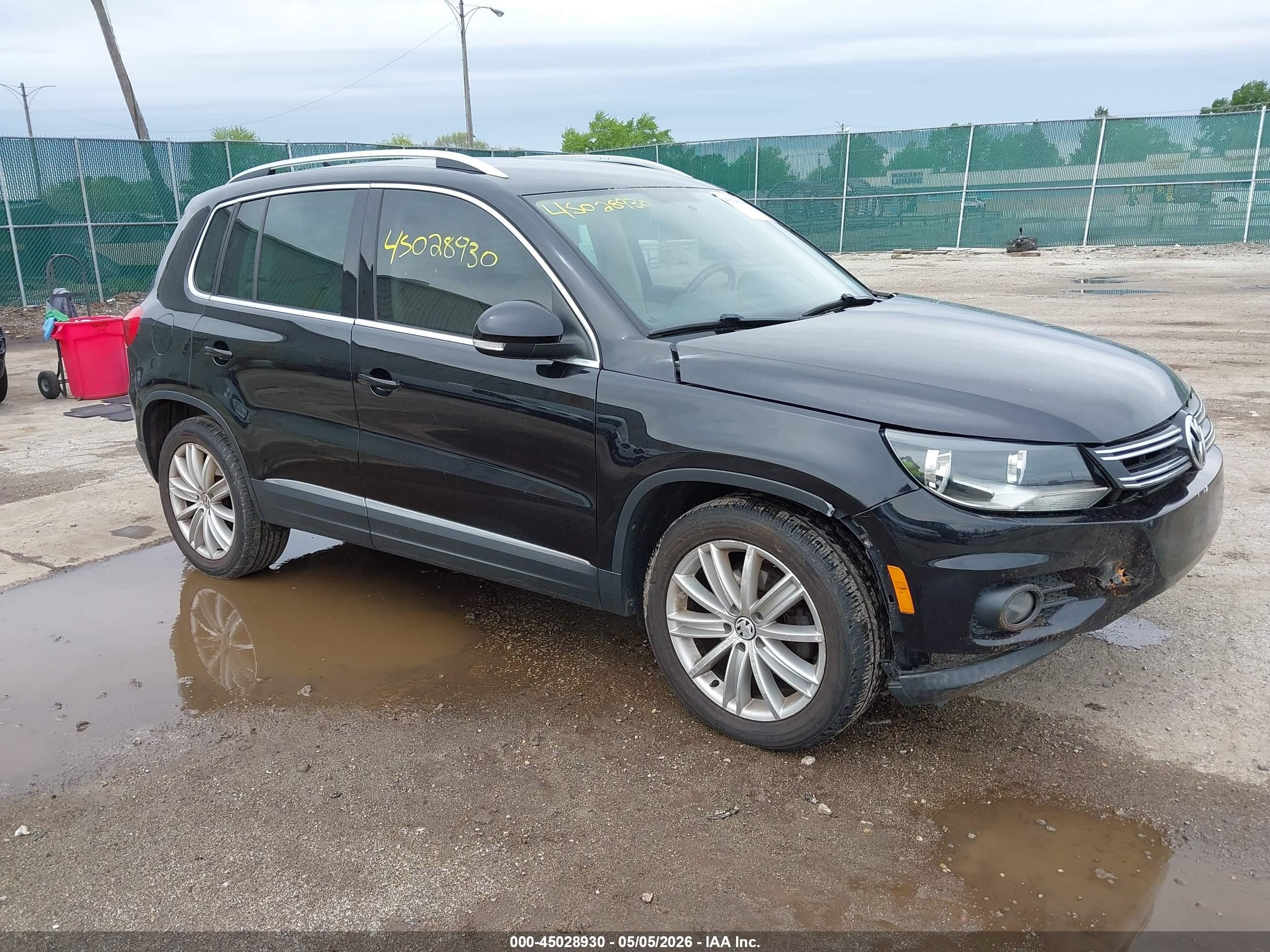 2013 Volkswagen Tiguan Se Black vin: WVGAV3AX3DW572150