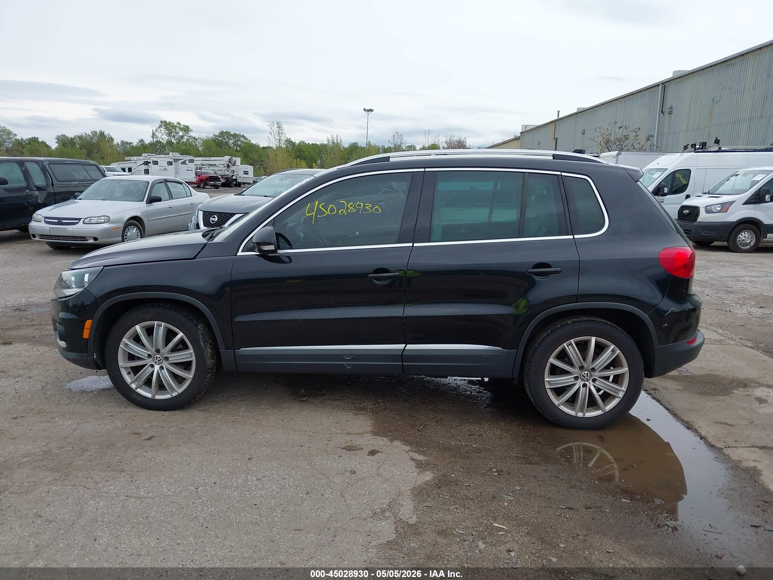 2013 Volkswagen Tiguan Se Black vin: WVGAV3AX3DW572150