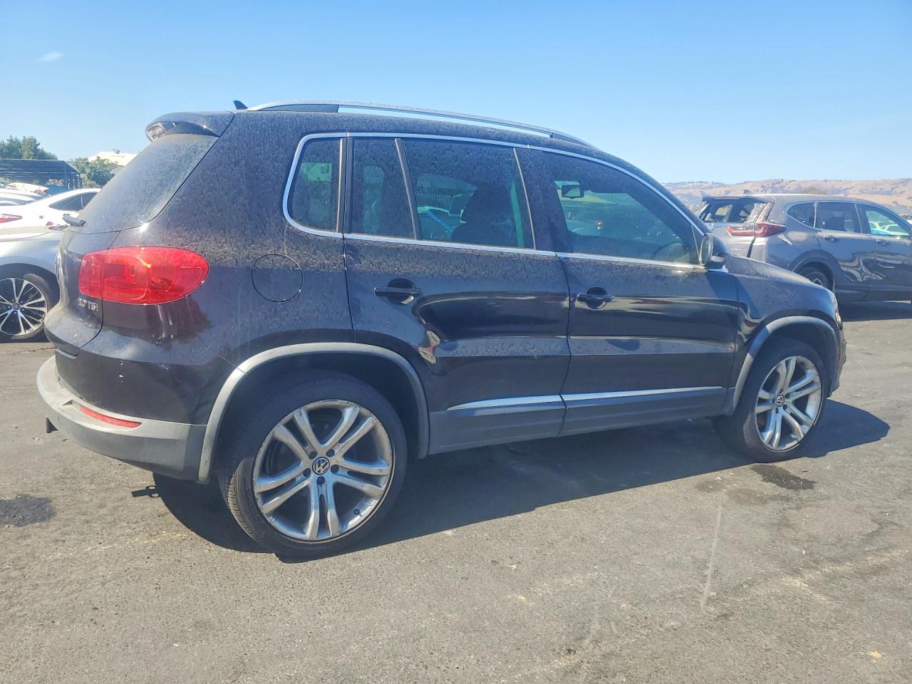 2013 Volkswagen Tiguan S Black vin: WVGAV3AX3DW584461