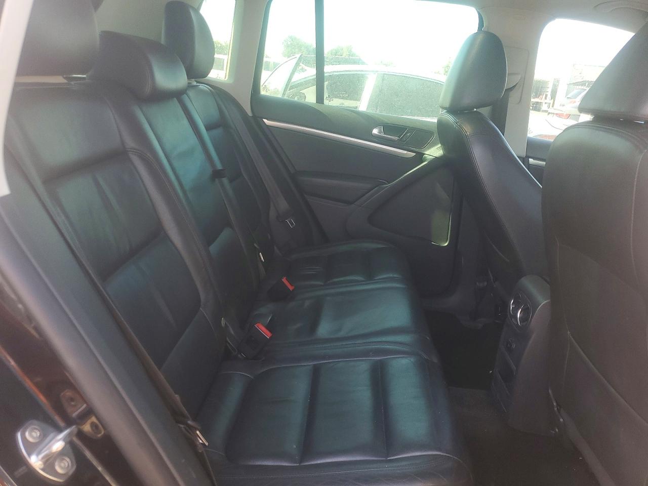 2013 Volkswagen Tiguan S Black vin: WVGAV3AX3DW584461