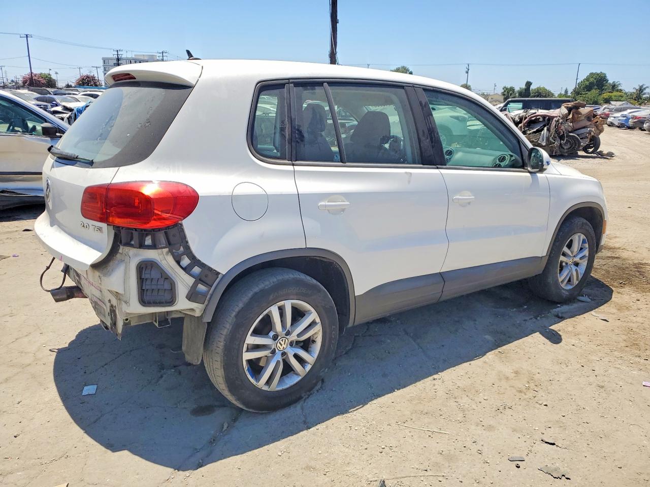 2013 Volkswagen Tiguan S White vin: WVGAV3AX3DW609732