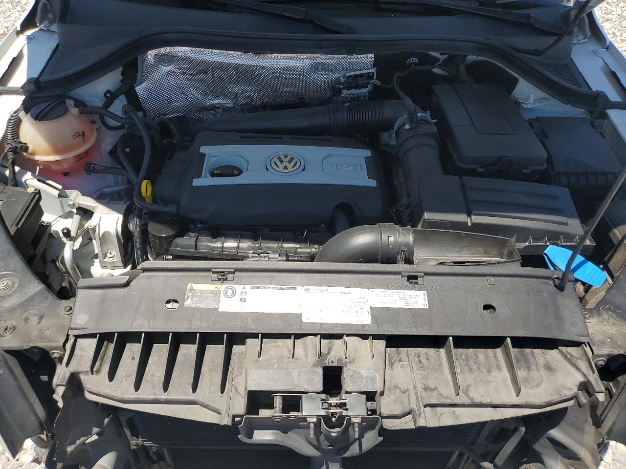 2014 Volkswagen Tiguan S White vin: WVGAV3AX3EW009701