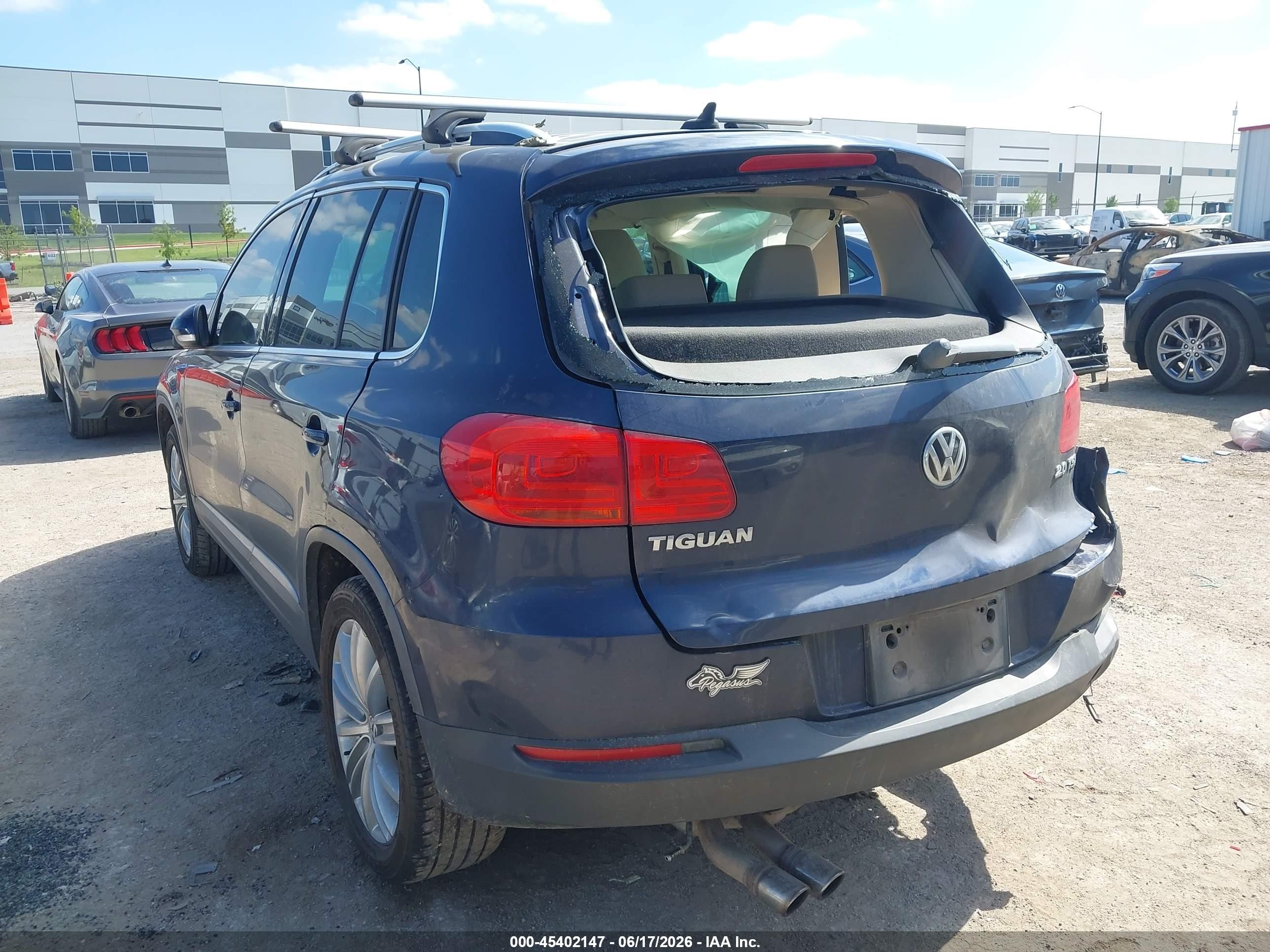 2014 Volkswagen Tiguan S/se/sel/r-line Blue vin: WVGAV3AX3EW522320