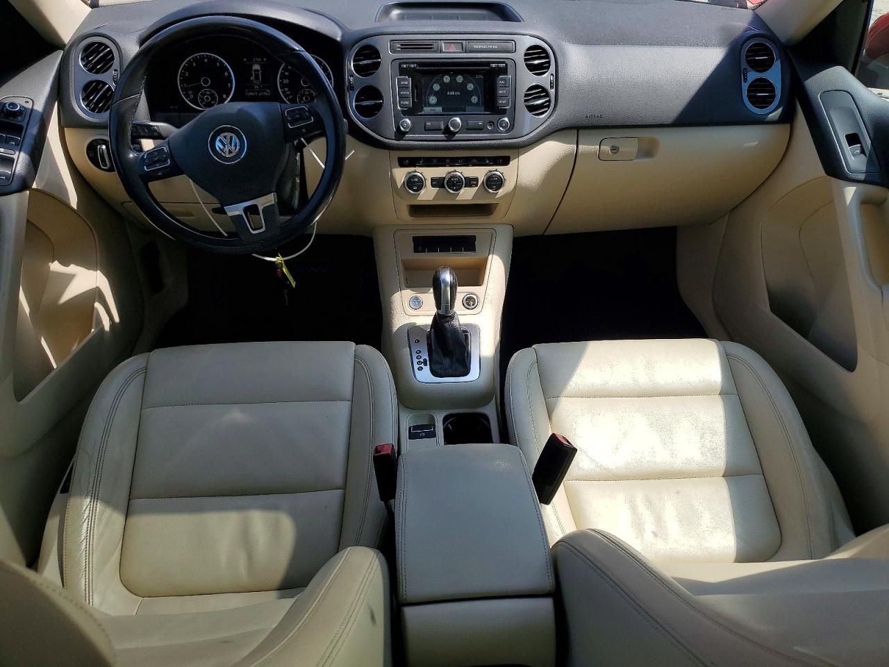 2013 Volkswagen Tiguan S Red vin: WVGAV3AX4DW088911