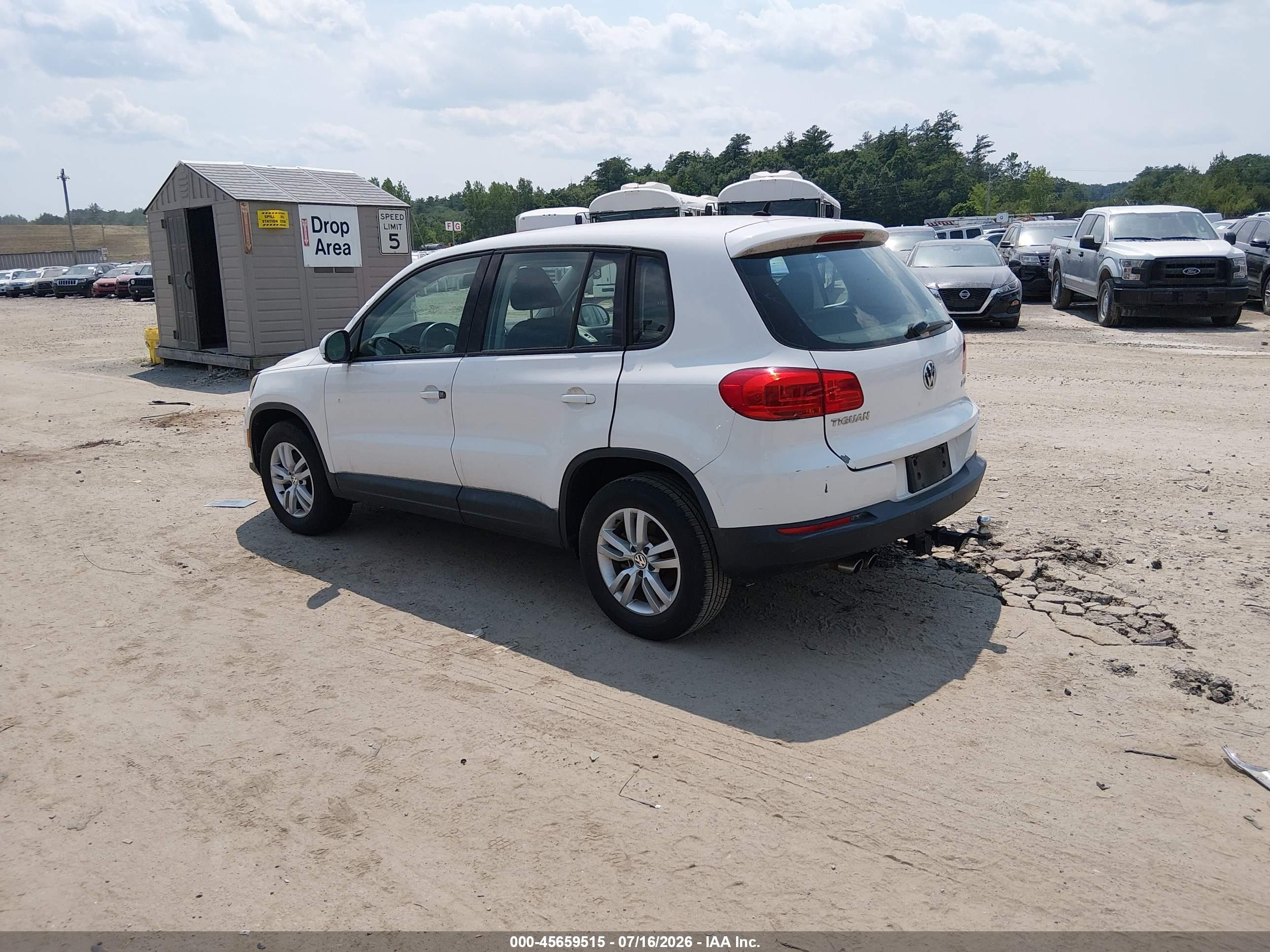 2013 Volkswagen Tiguan S White vin: WVGAV3AX4DW592729