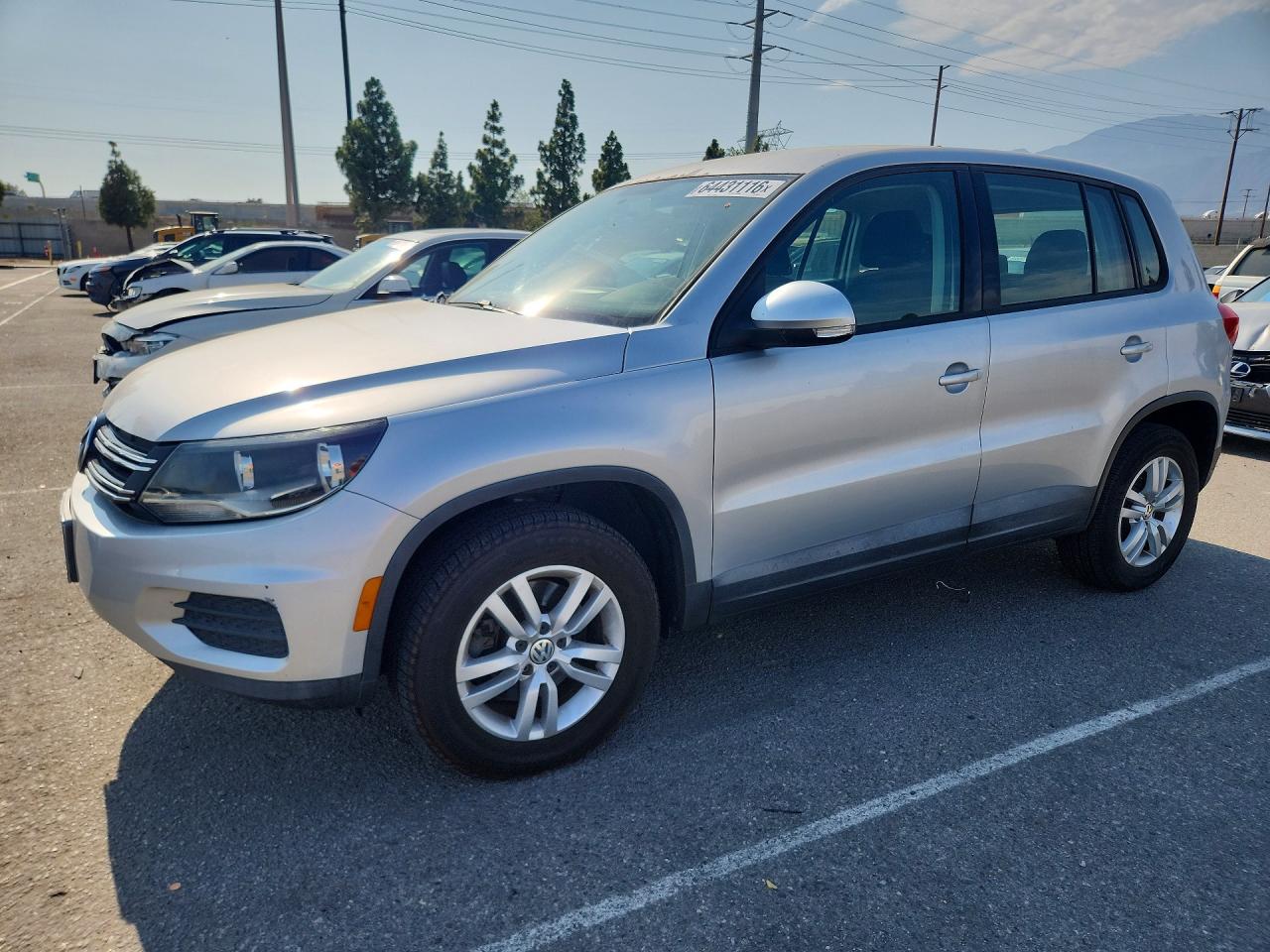 2013 Volkswagen Tiguan S Серебряный vin: WVGAV3AX4DW606578