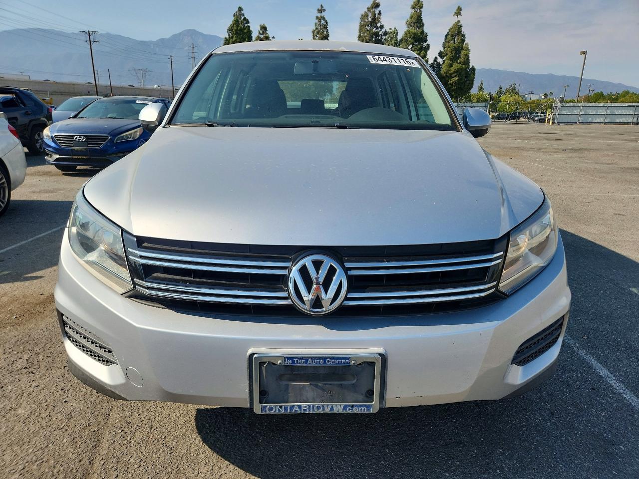 2013 Volkswagen Tiguan S Серебряный vin: WVGAV3AX4DW606578