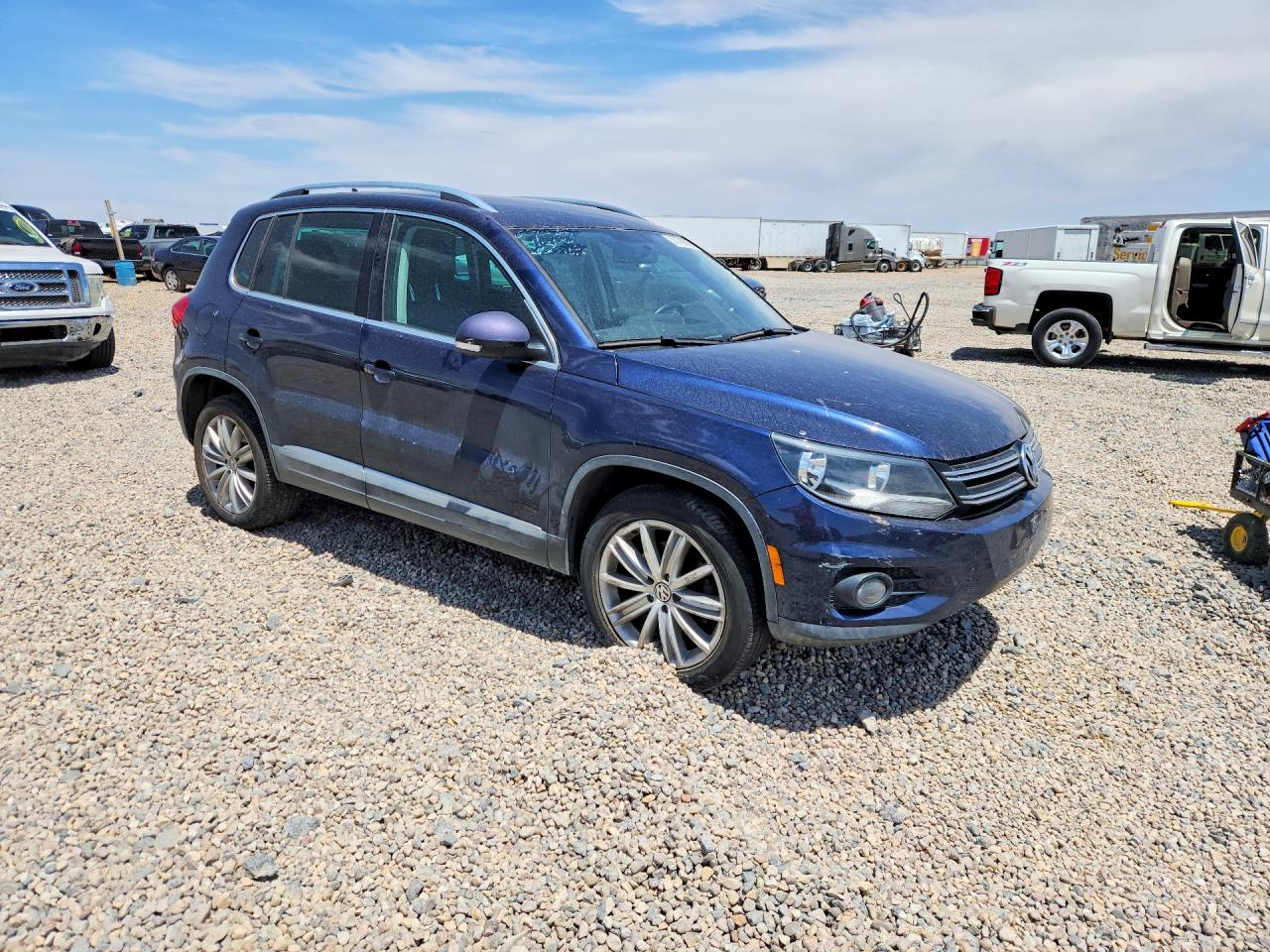 2013 Volkswagen Tiguan S Blue vin: WVGAV3AX4DW608184