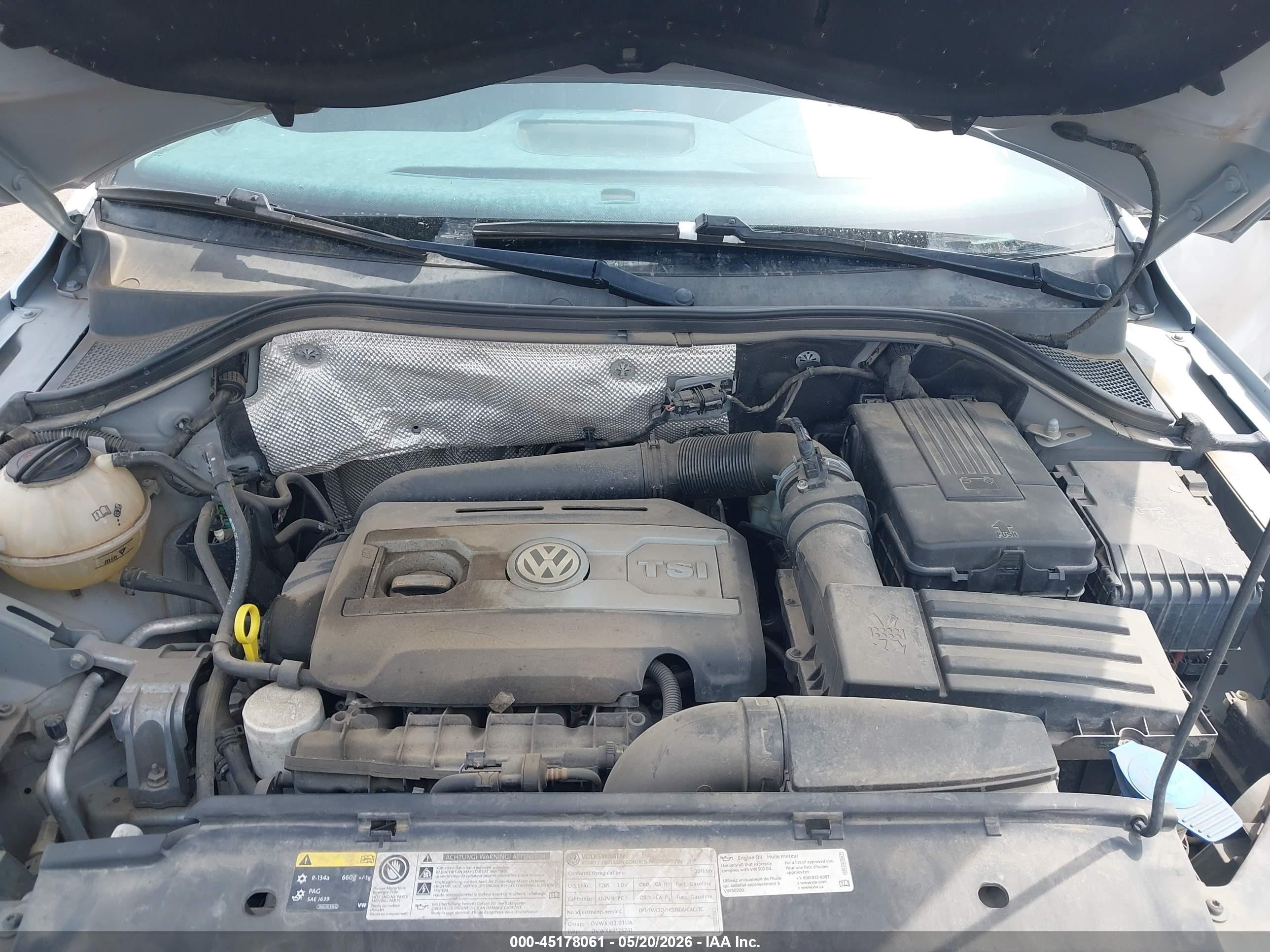 2013 Volkswagen Tiguan S Silver vin: WVGAV3AX4DW609626